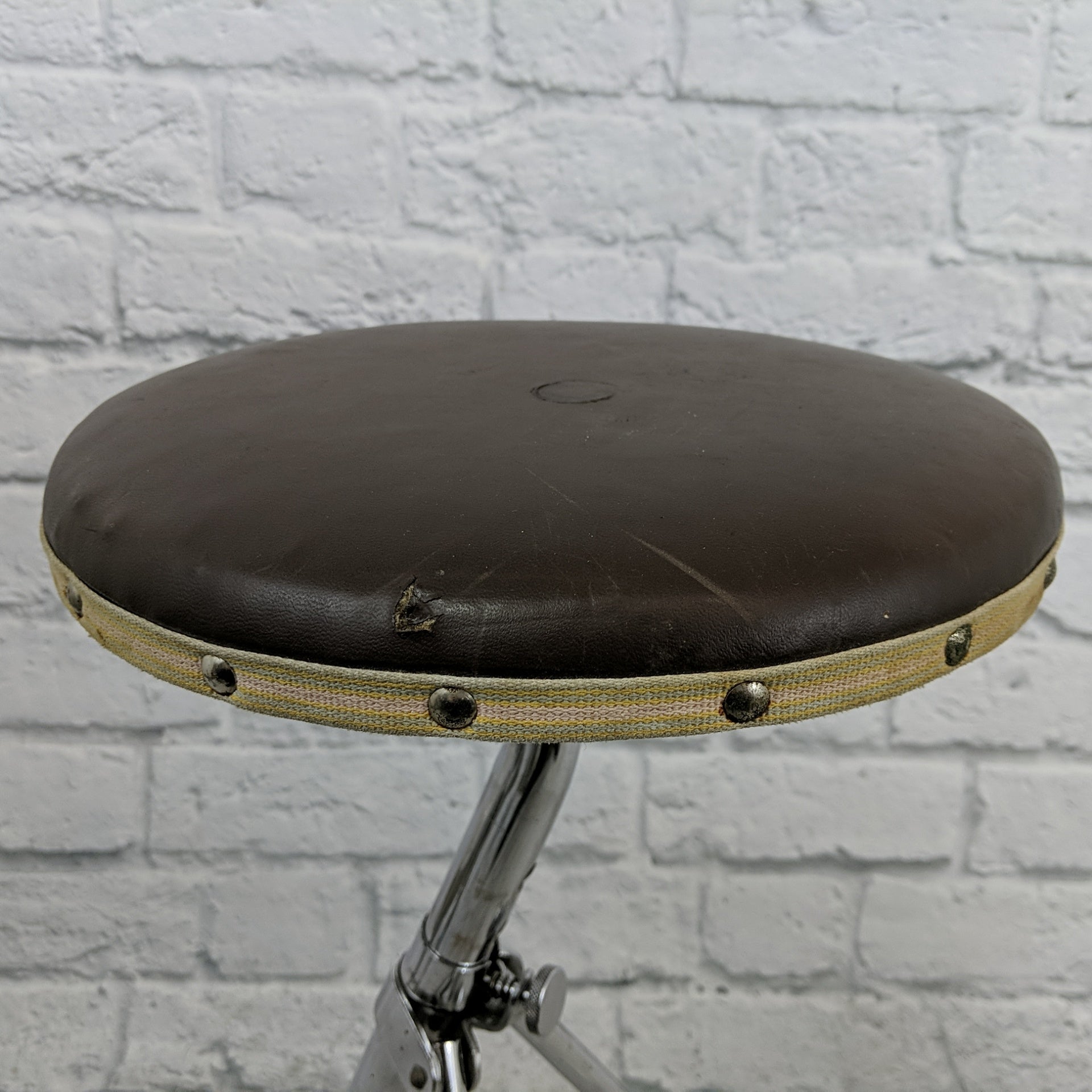 Vintage Slingerland Throne