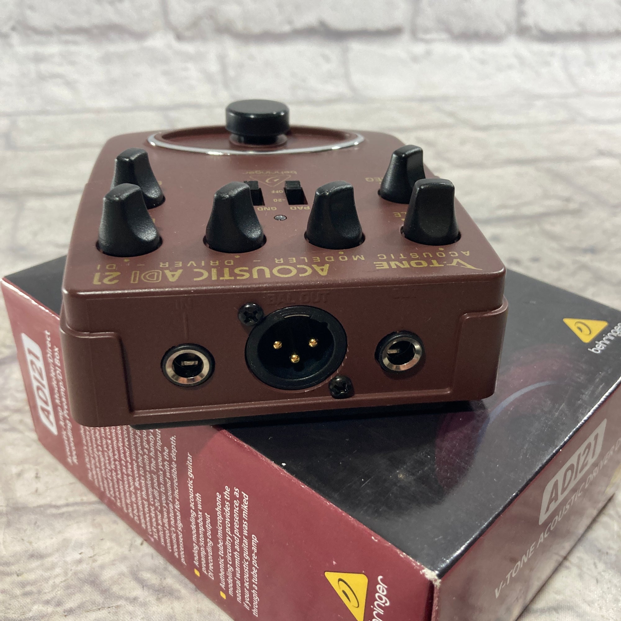 Behringer Acoustic ADI 21 Pedal