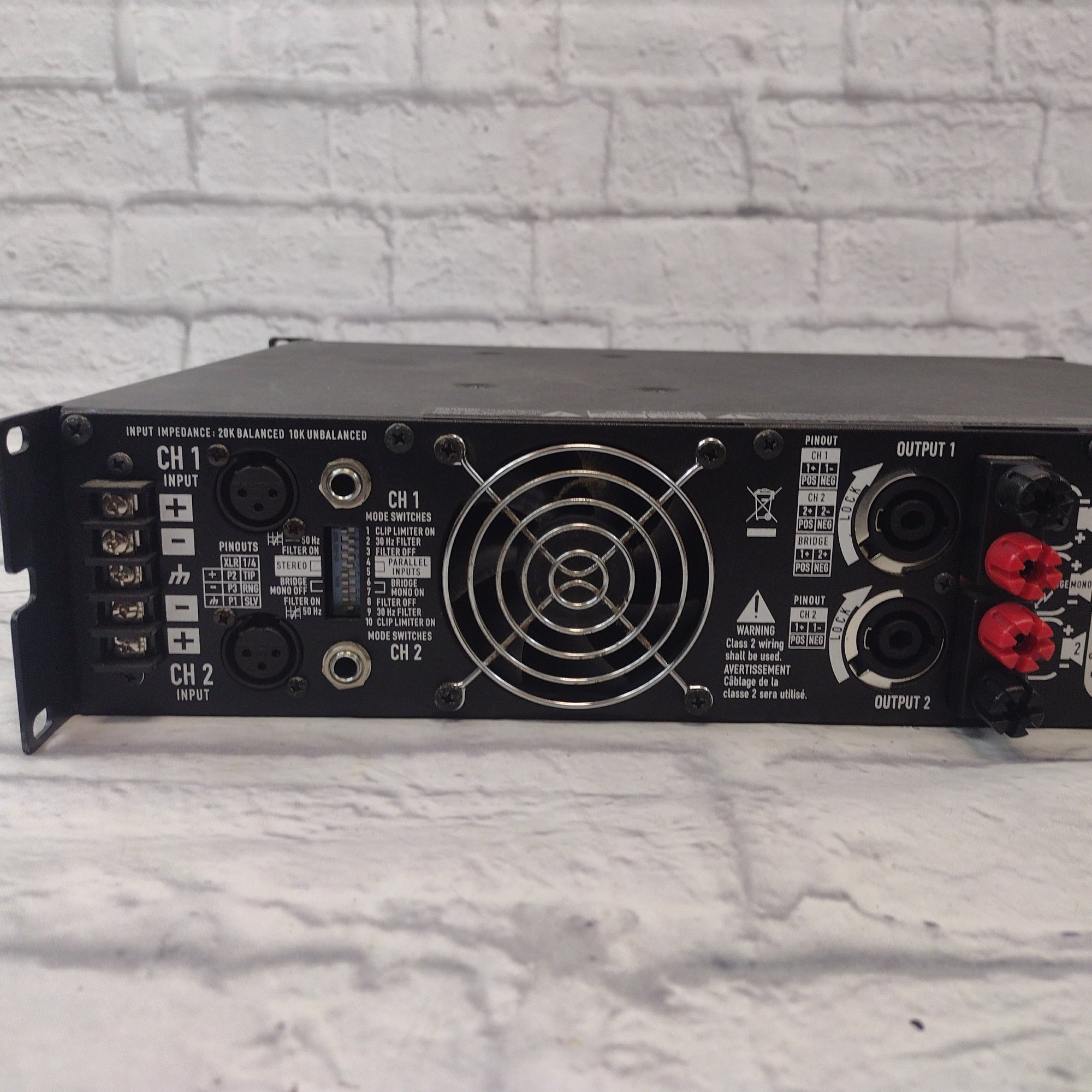 QSC RMX1850HD Power Amp