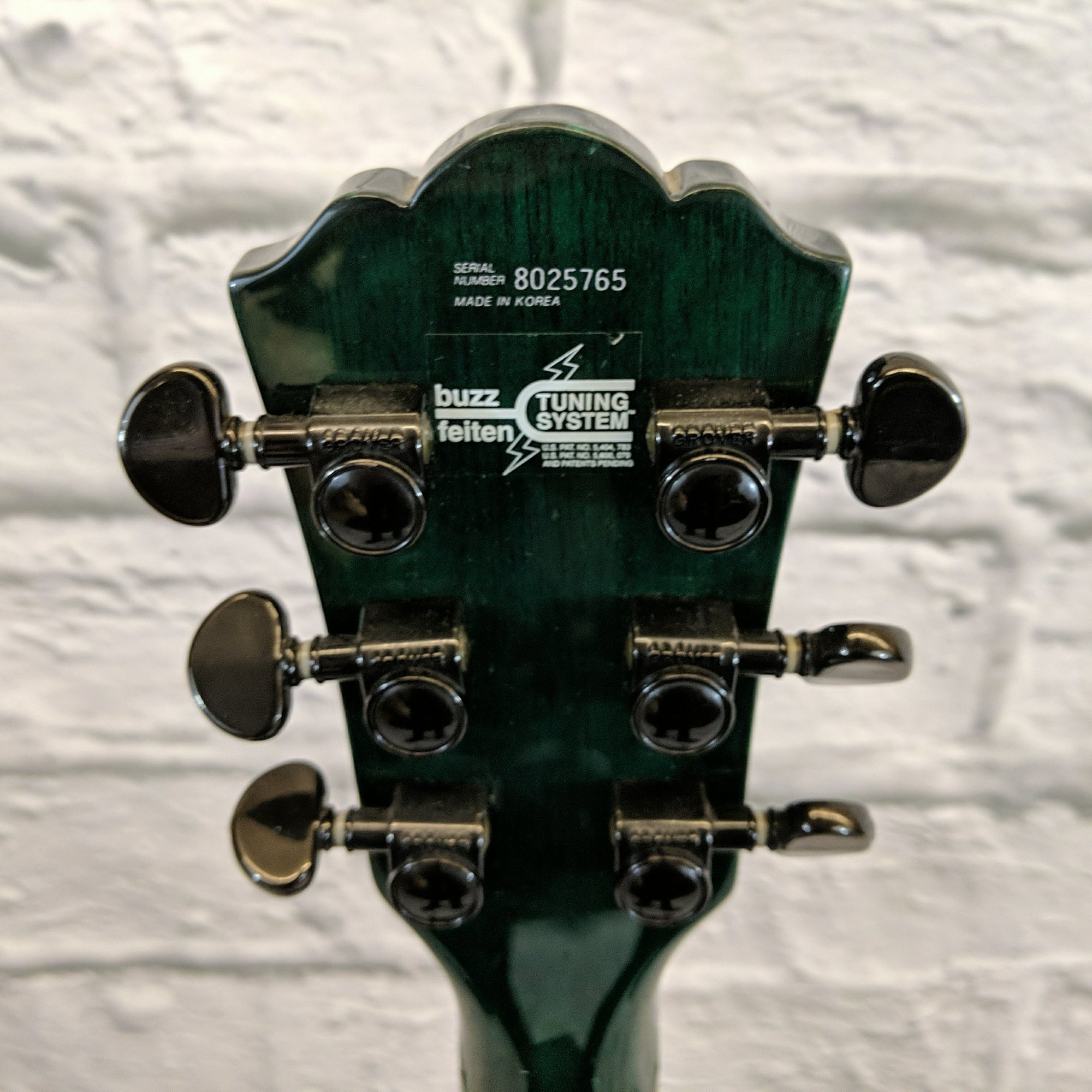 Washburn P290 Solid Body Electric Guitar
