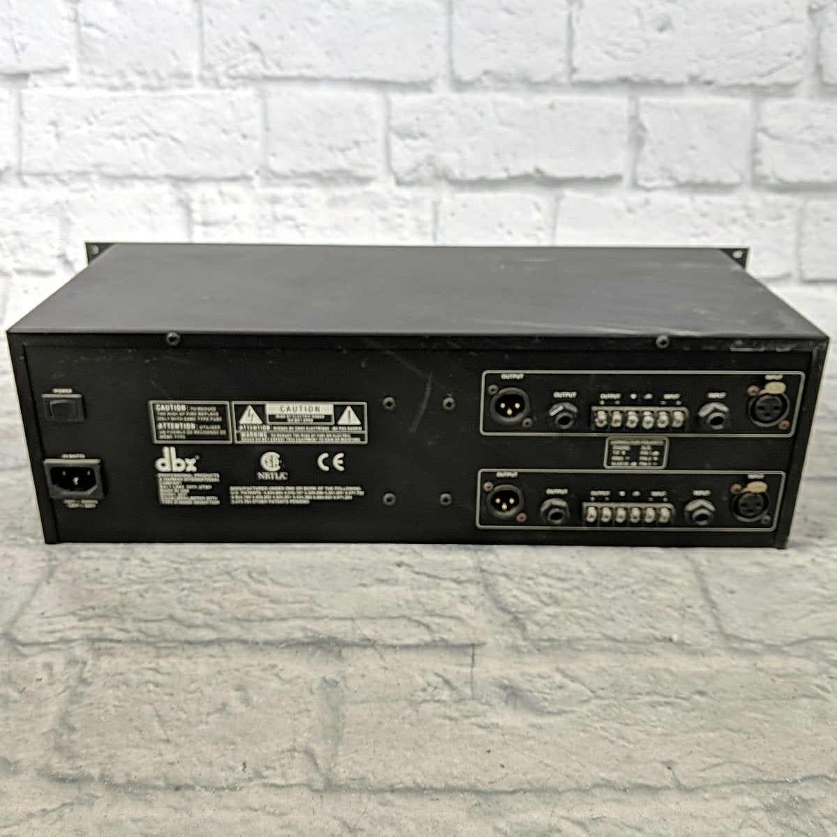 dbx 2231 2 Channel 31-Band Graphic EQ / Limiter w/ Type III Noise Reduction