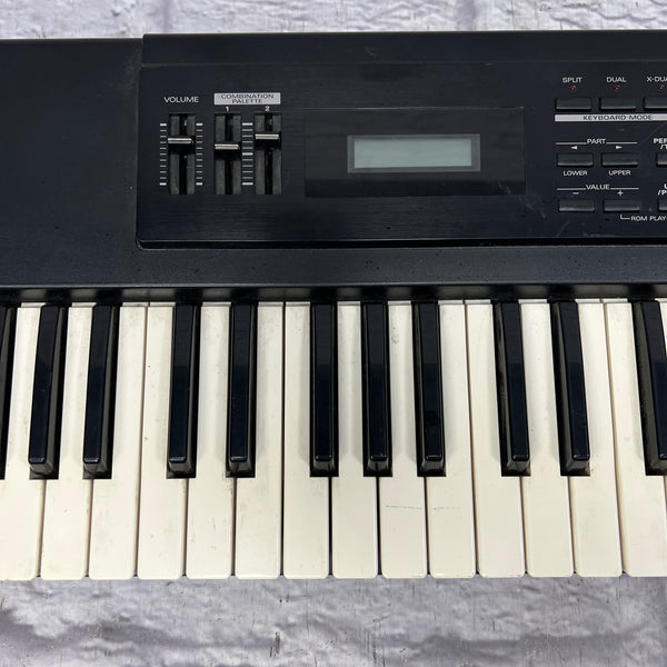Roland XP10 Digital Synth Evolution Music