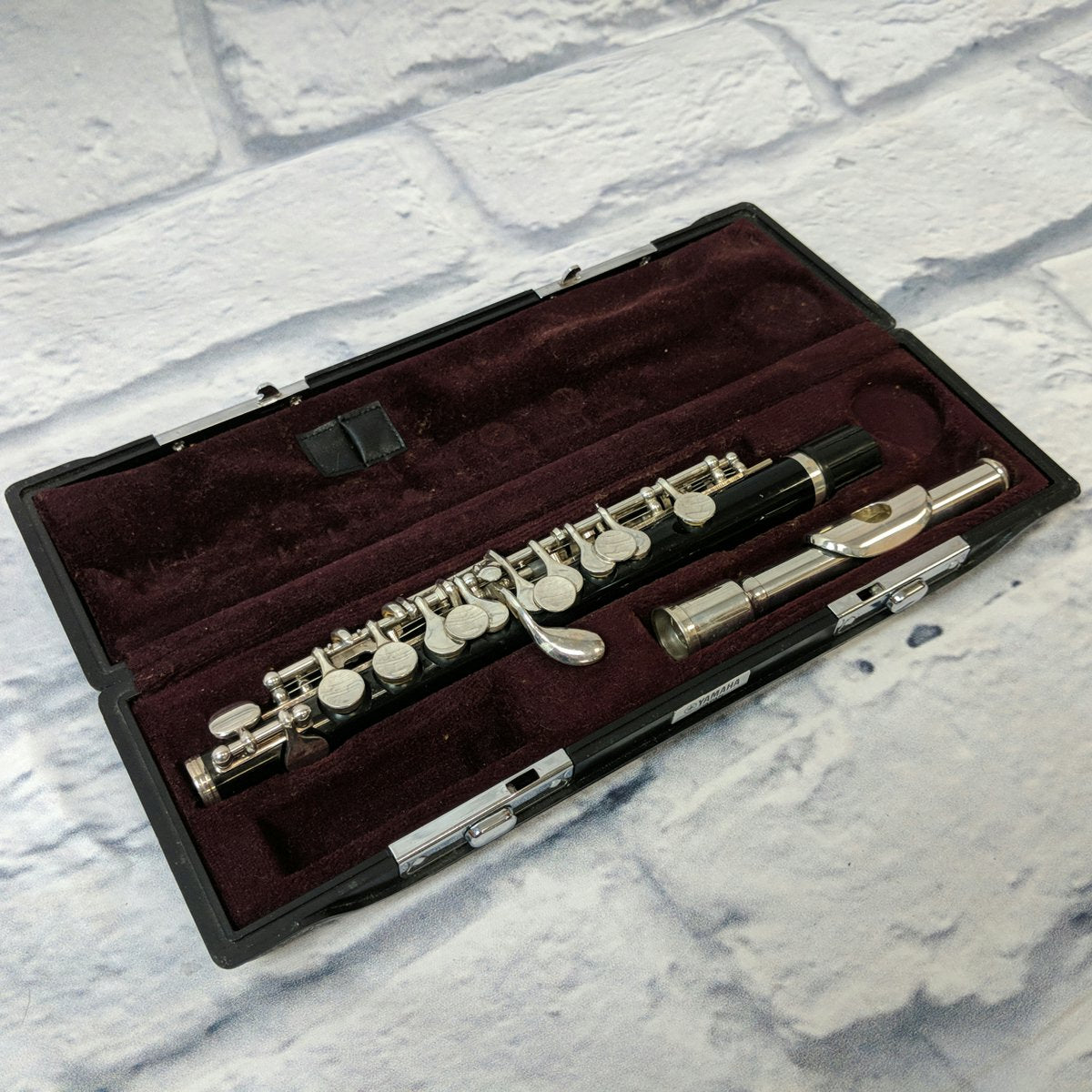 Yamaha 32 Student Piccolo w/case N1887