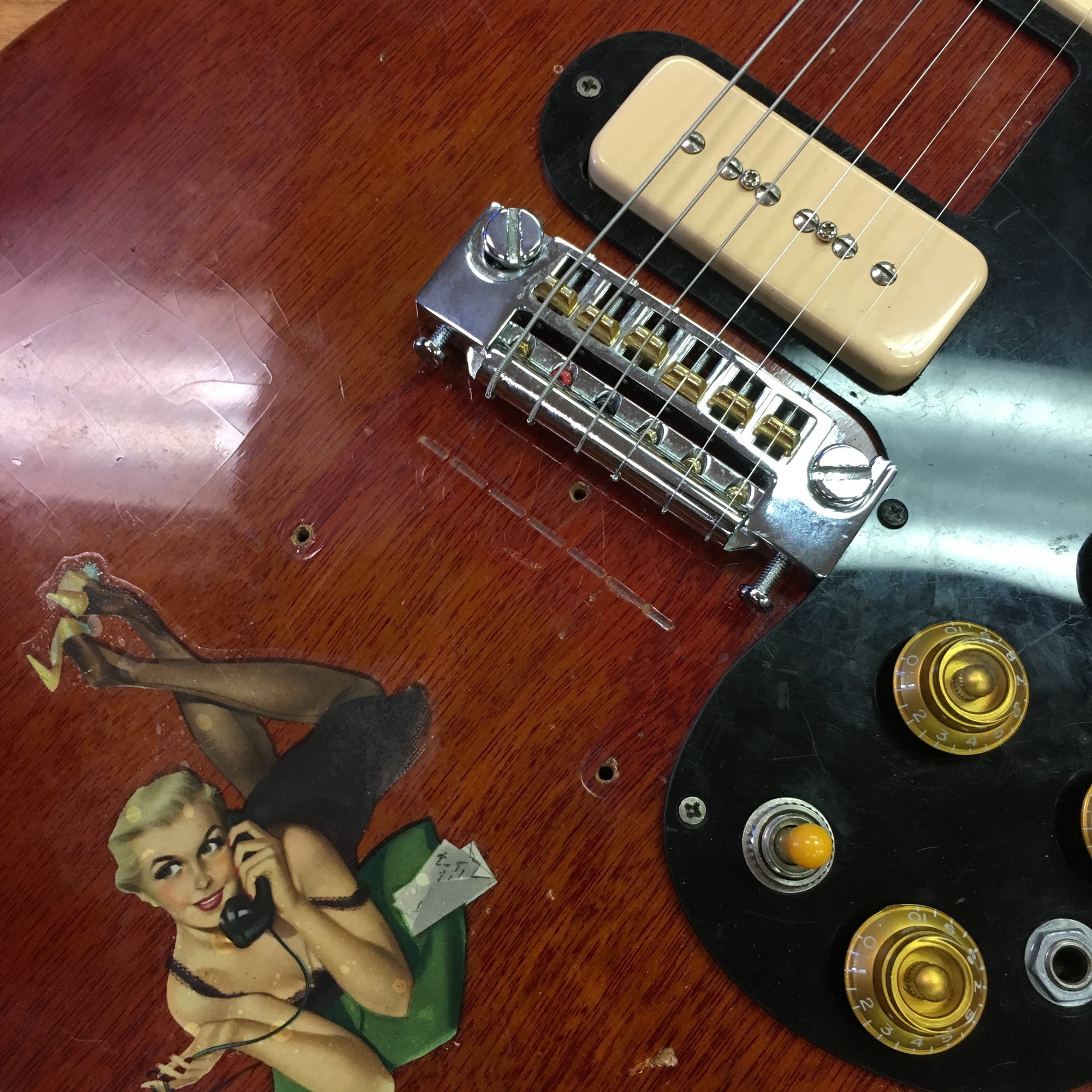 Gibson 60's Melody Maker w/P 90's