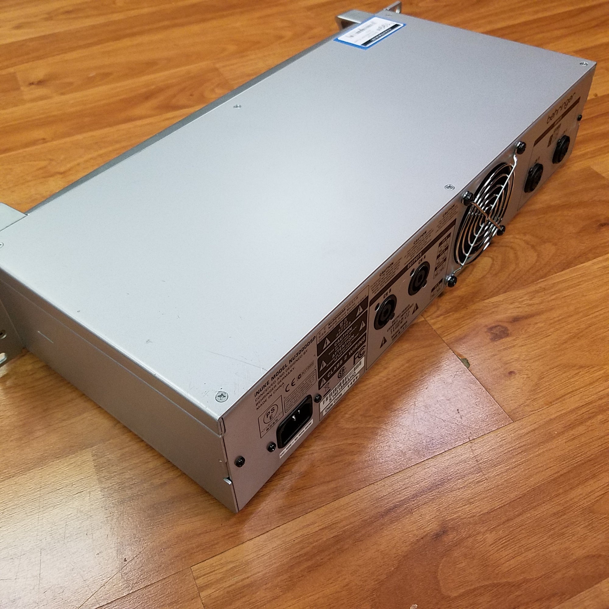 Behringer NU3000DSP Power Amp - Evolution Music