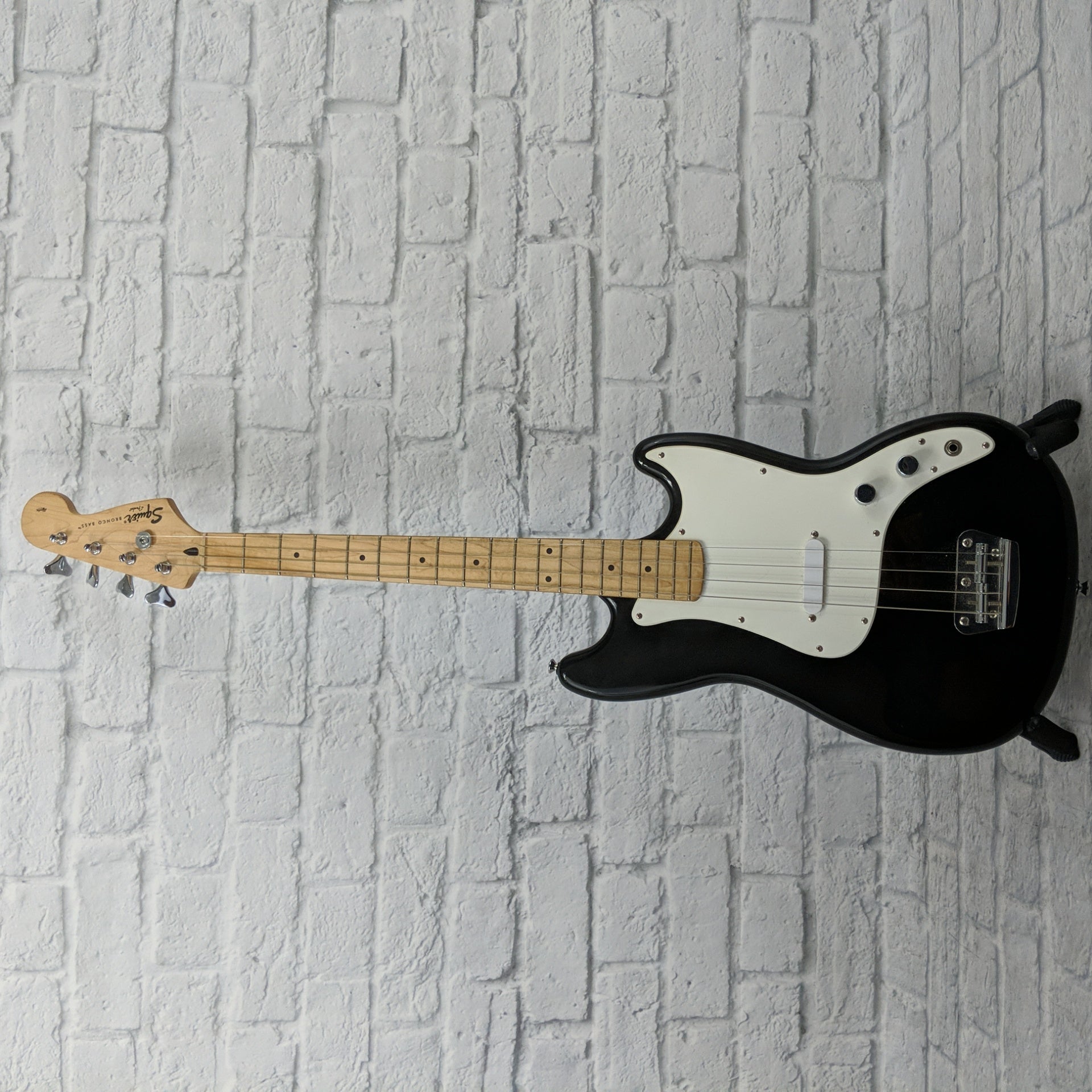 Squier Affinity Short Scale Bronco Bass