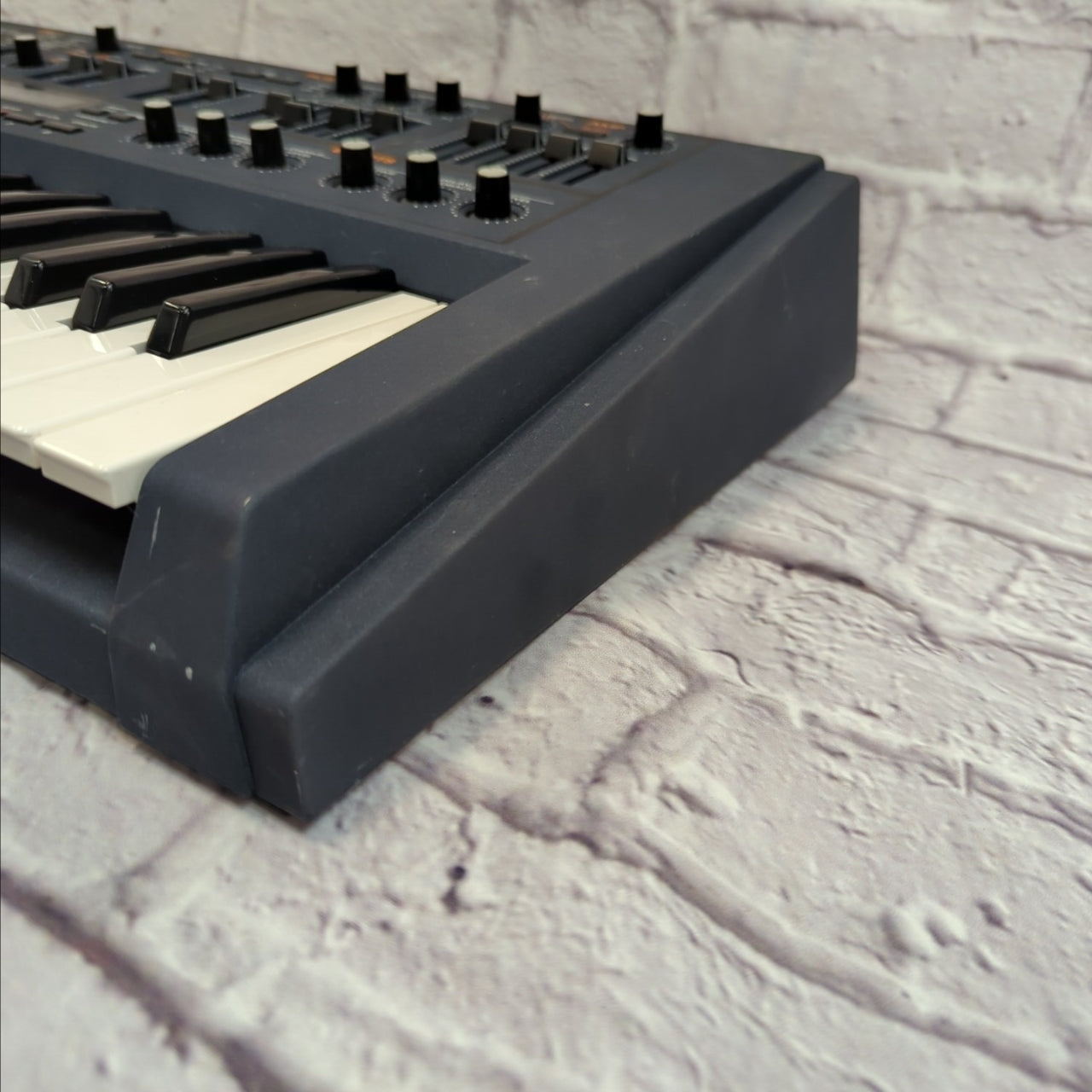 Roland JP8000 49-Key Synthesizer