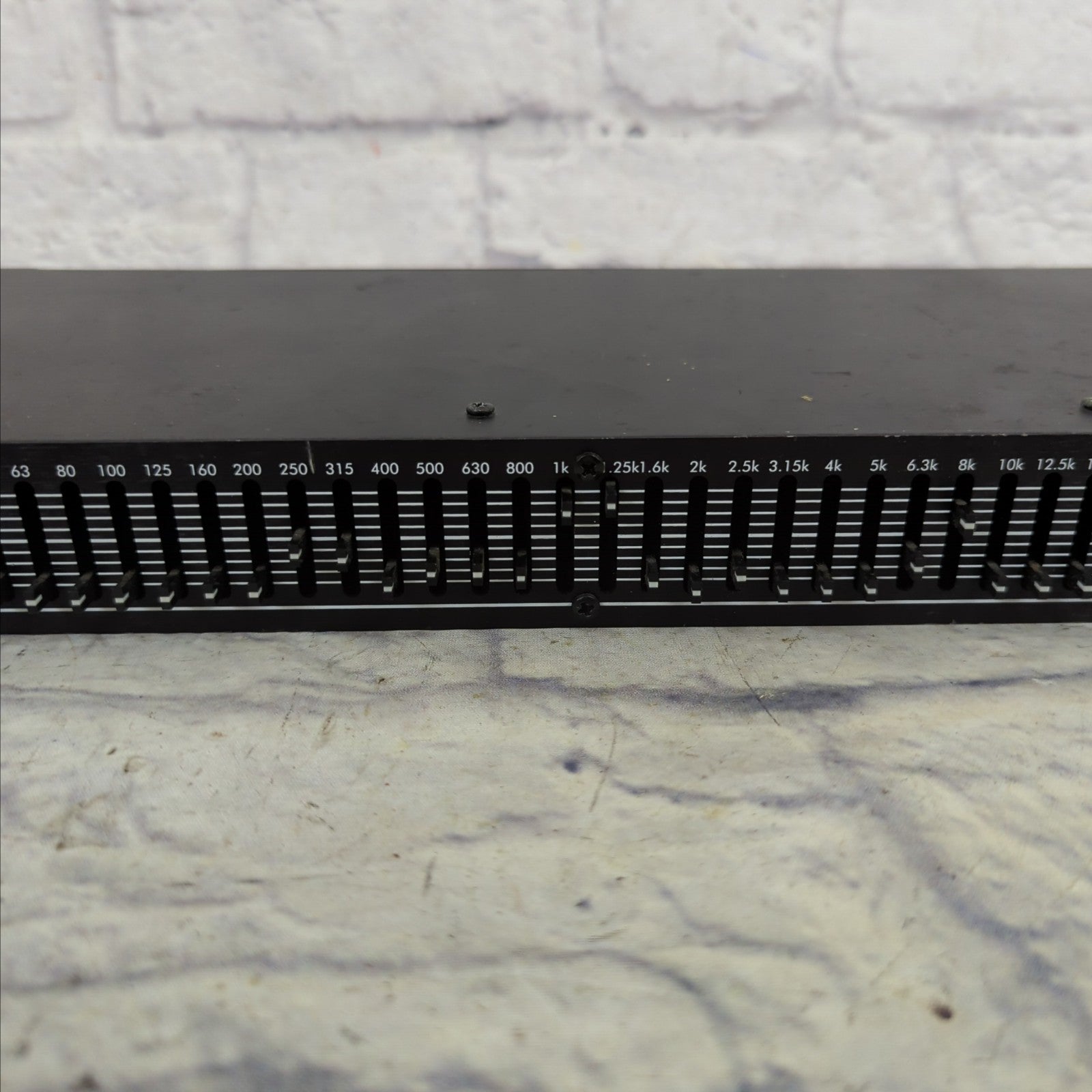 Art 353 Graphic EQ Rack EQ