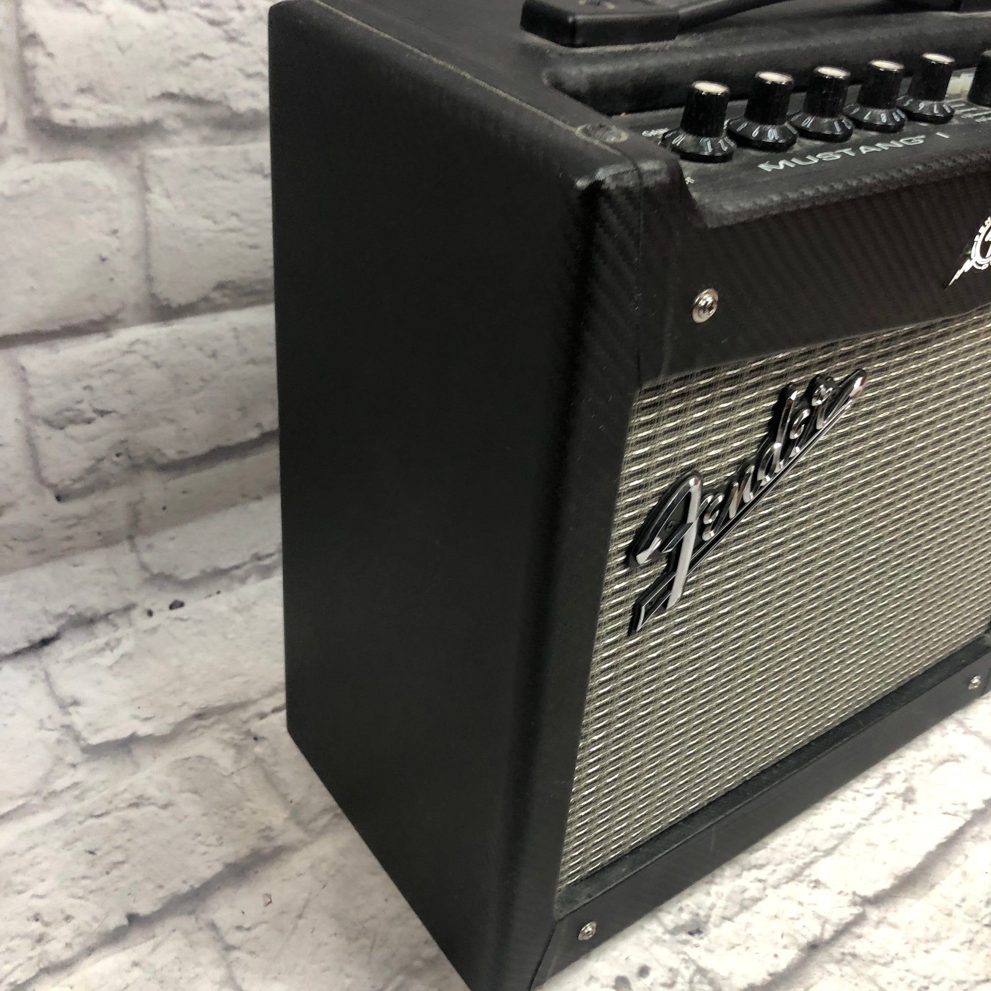 Fender Mustang I Guitar Combo