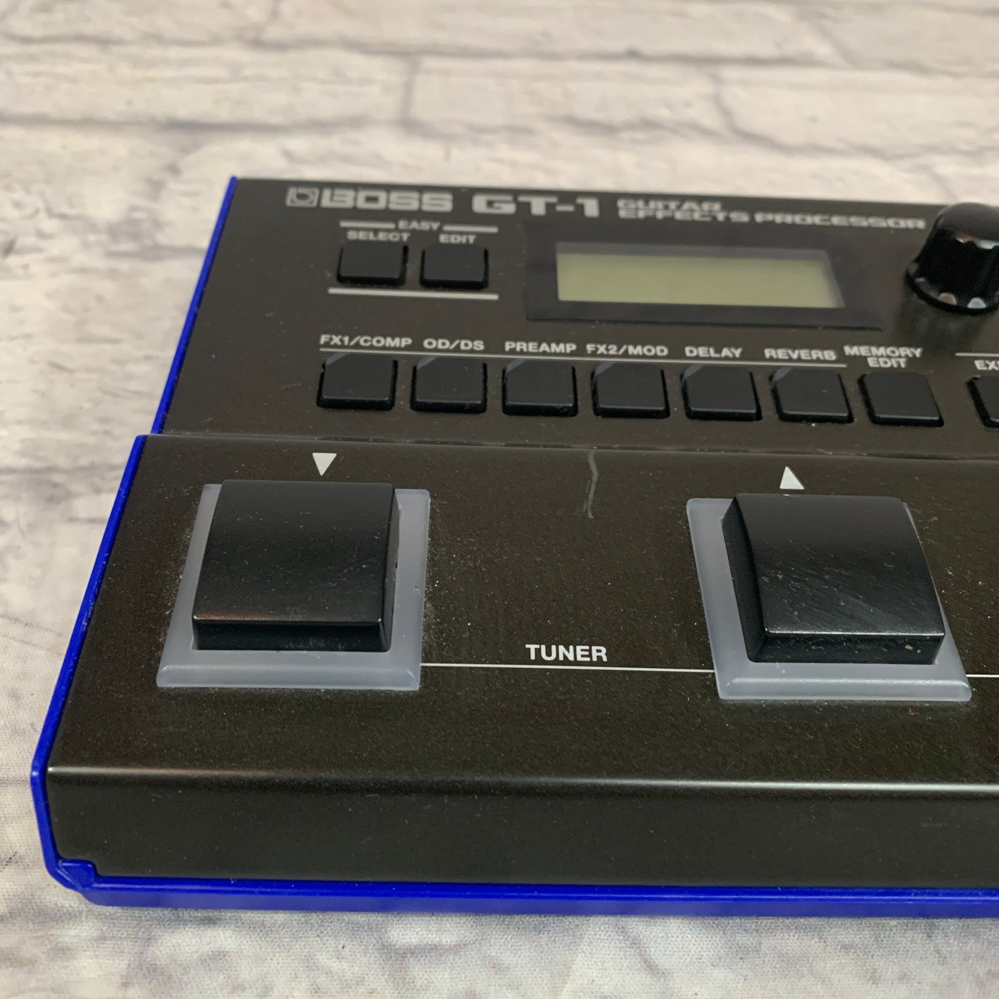 Boss GT-1 Guitar Effects Processor - Evolution Music