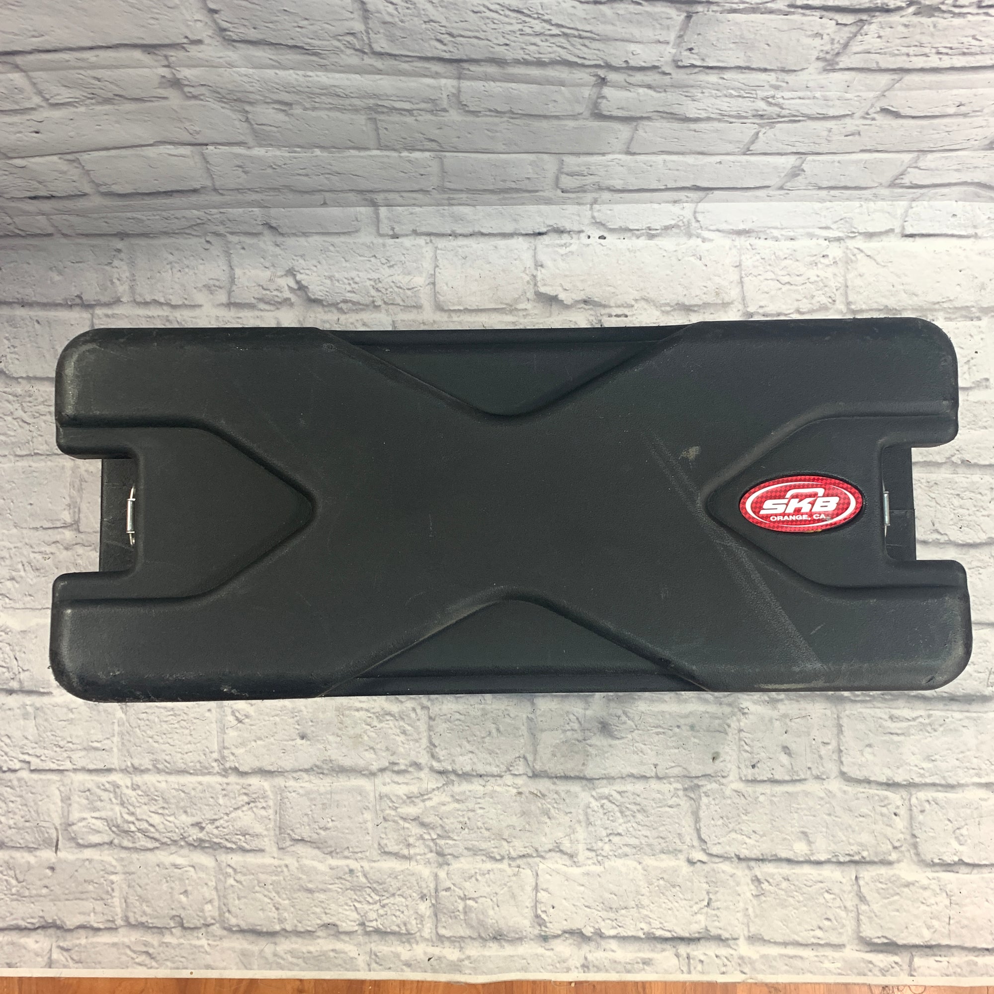 SKB 4U Rolling Rack Case with Telescopic Handle