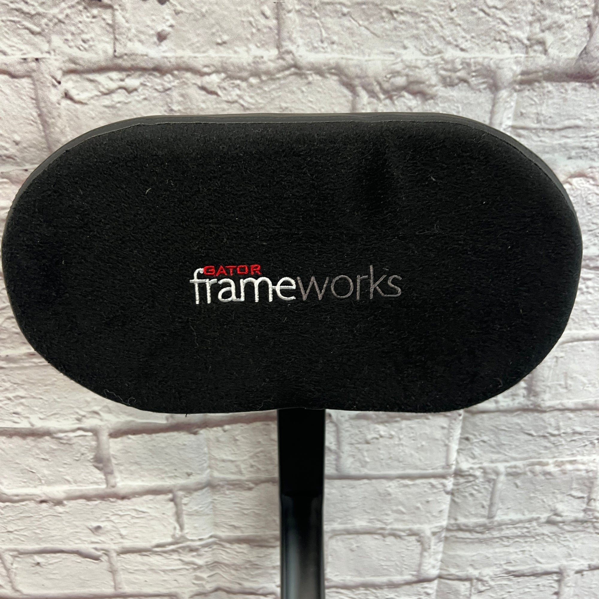 Frameworks GFW-GTR-SEAT Combination Guitar Seat / Single Guitar Stand