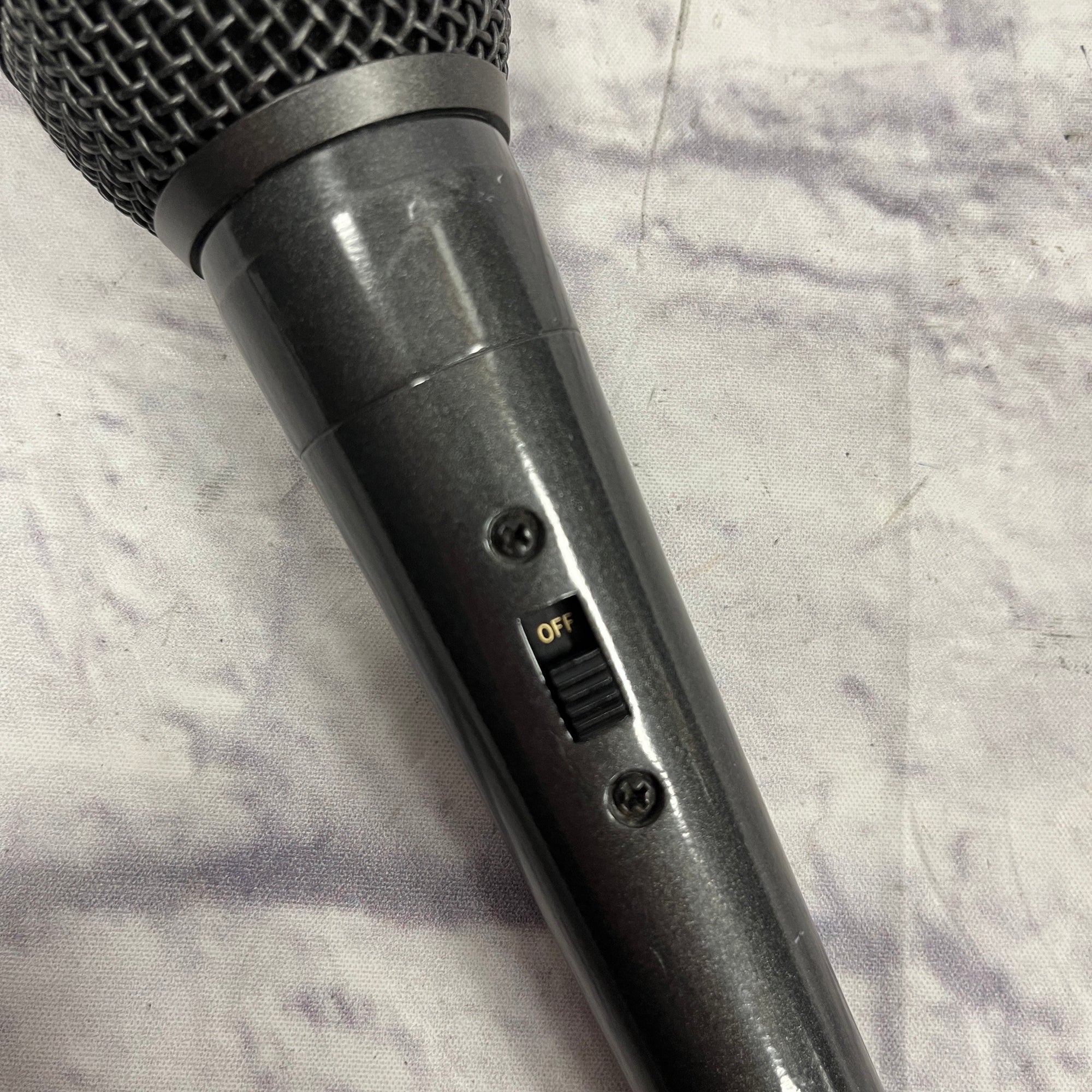 Unknown Dynamic Vocal Microphone
