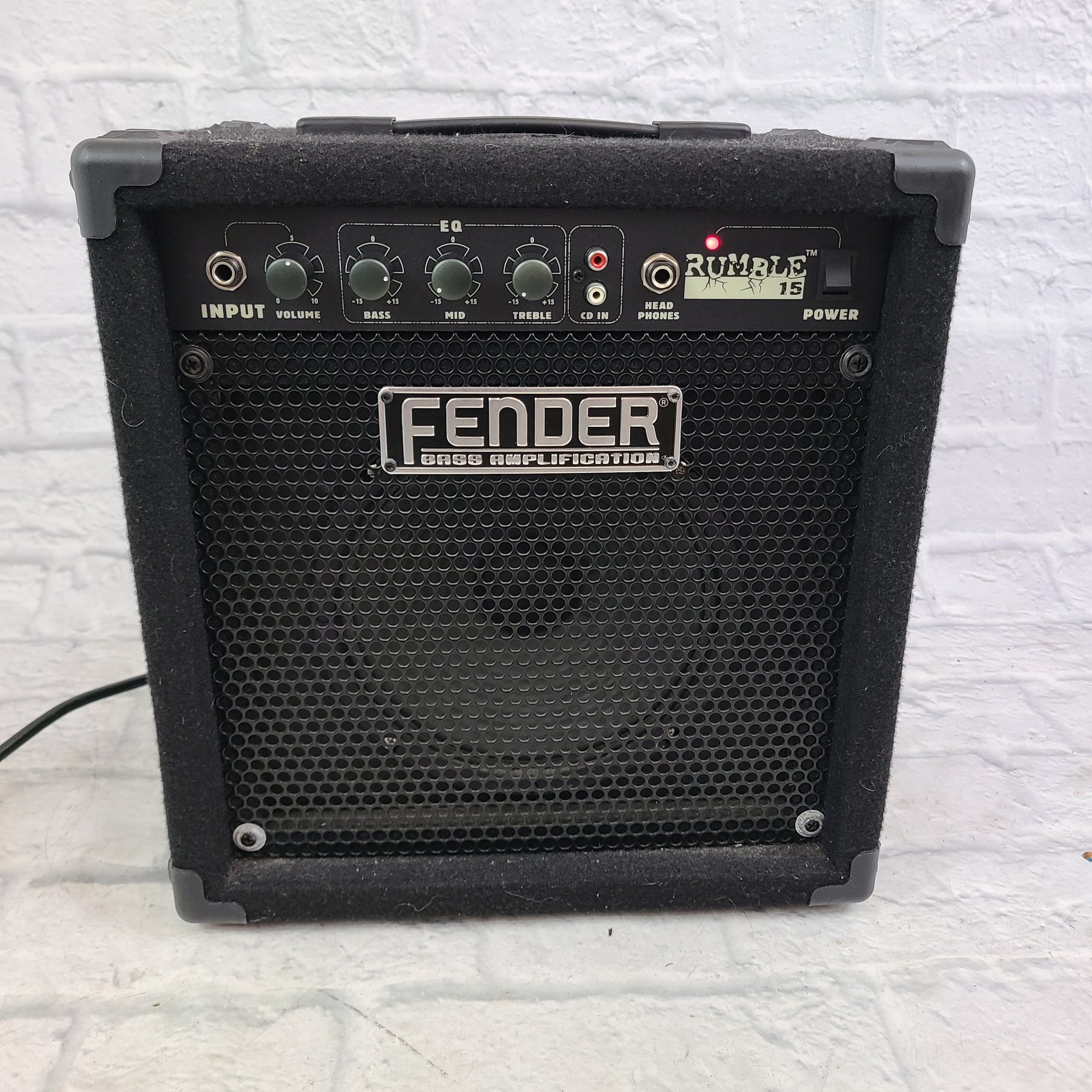 Fender Rumbler 15 Bass Guitar Combo Amp Evolution Music