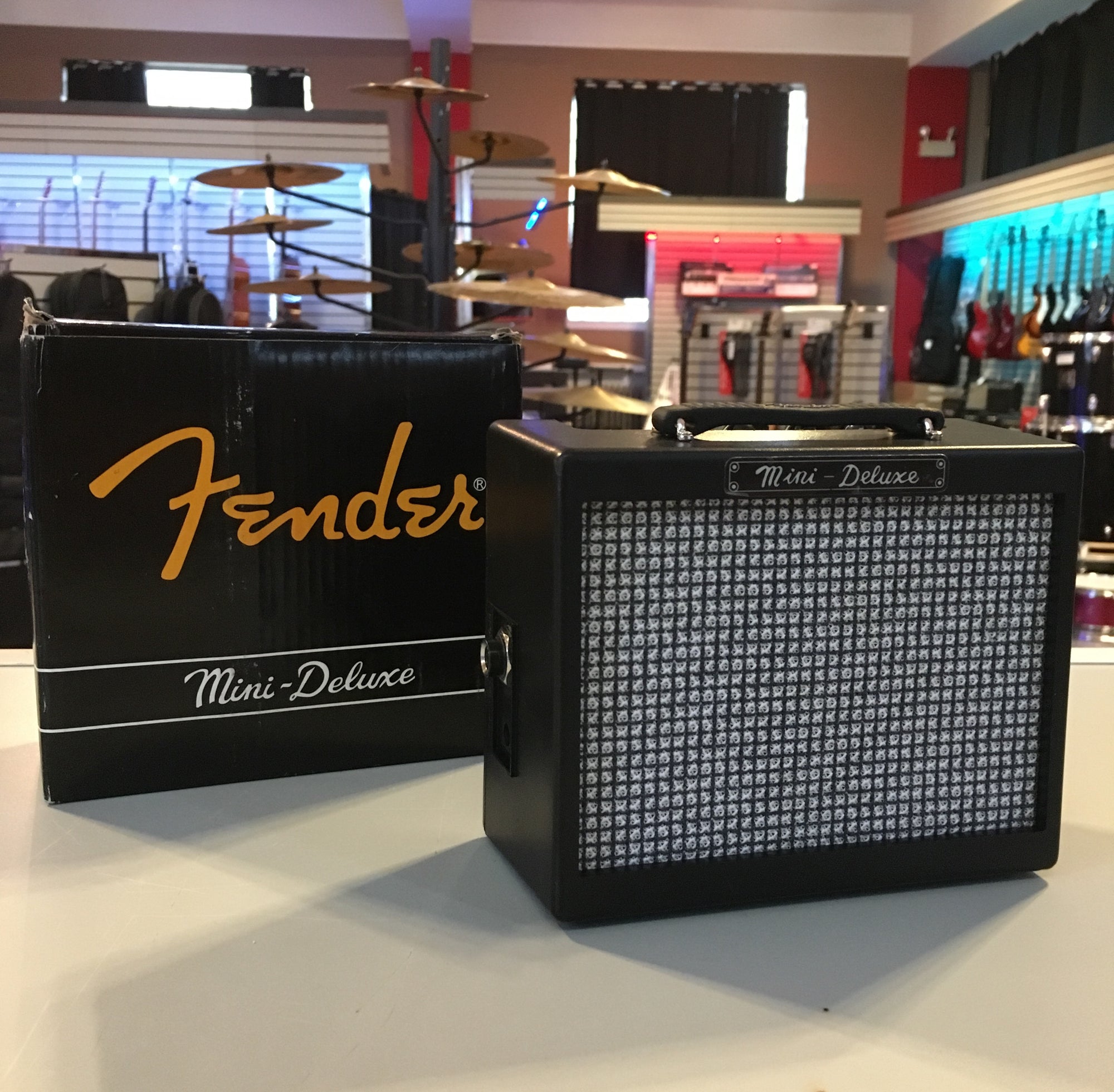 Fender Mini Deluxe Guitar Amplifier MD-20
