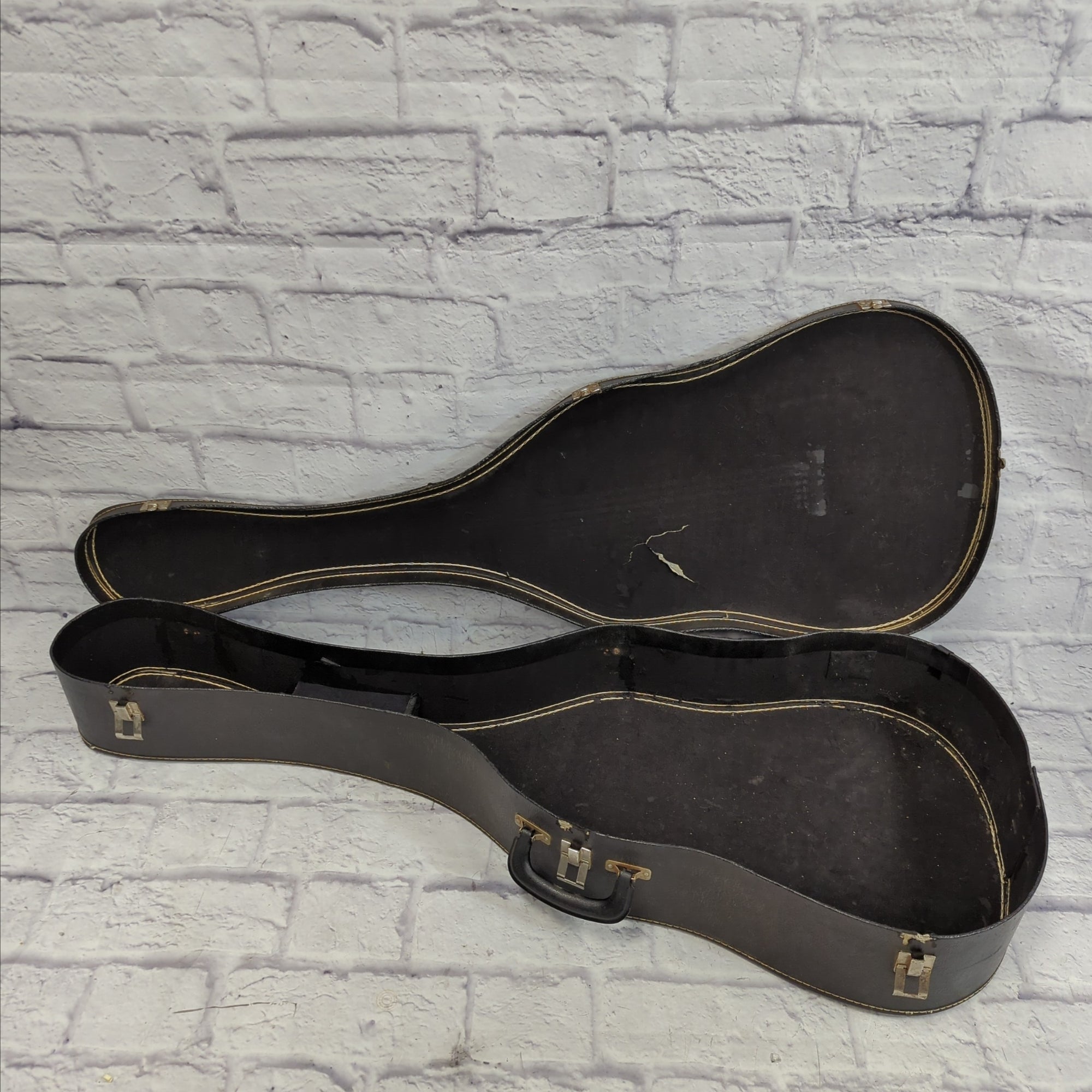 Unknown Acoustic Chipboard Hard Case with Black Interior 41.5" x 15"
