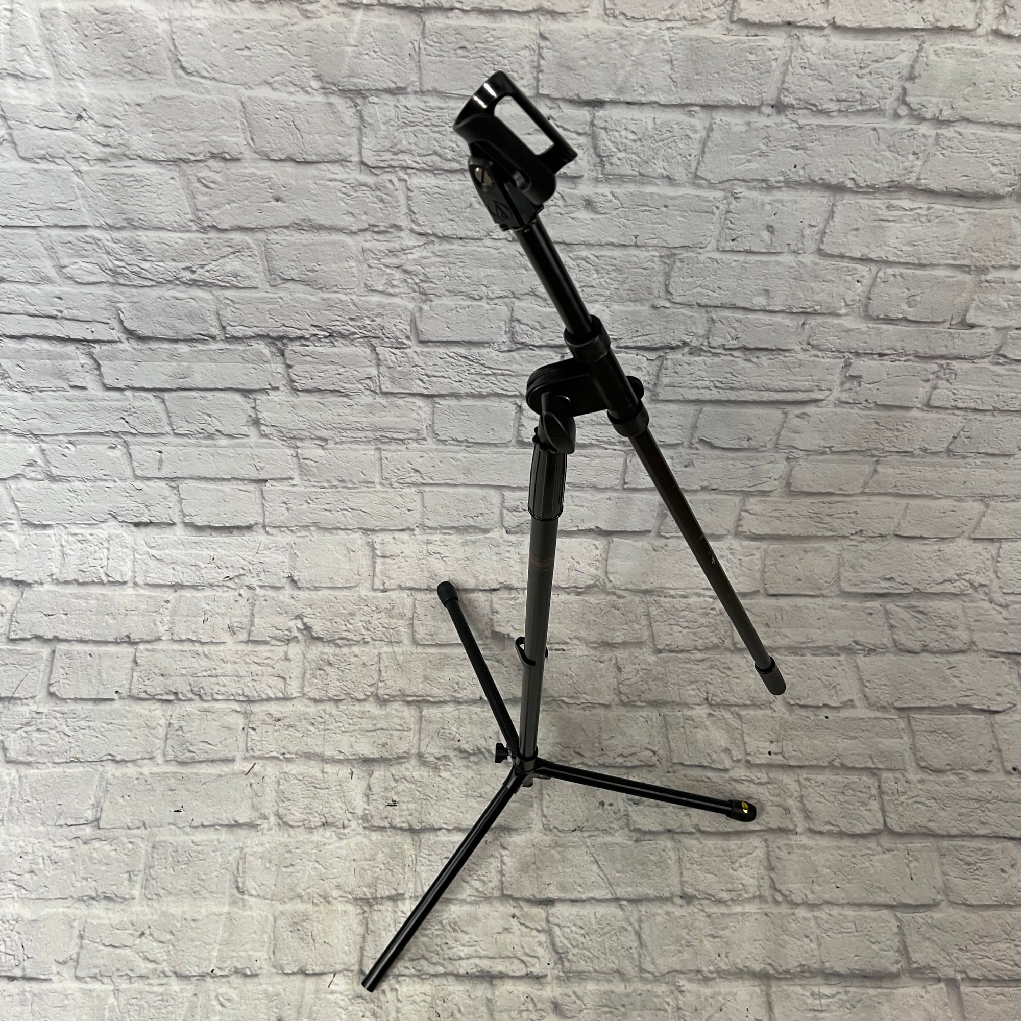 Musicians Gear Boom Tripod Microphone Stand
