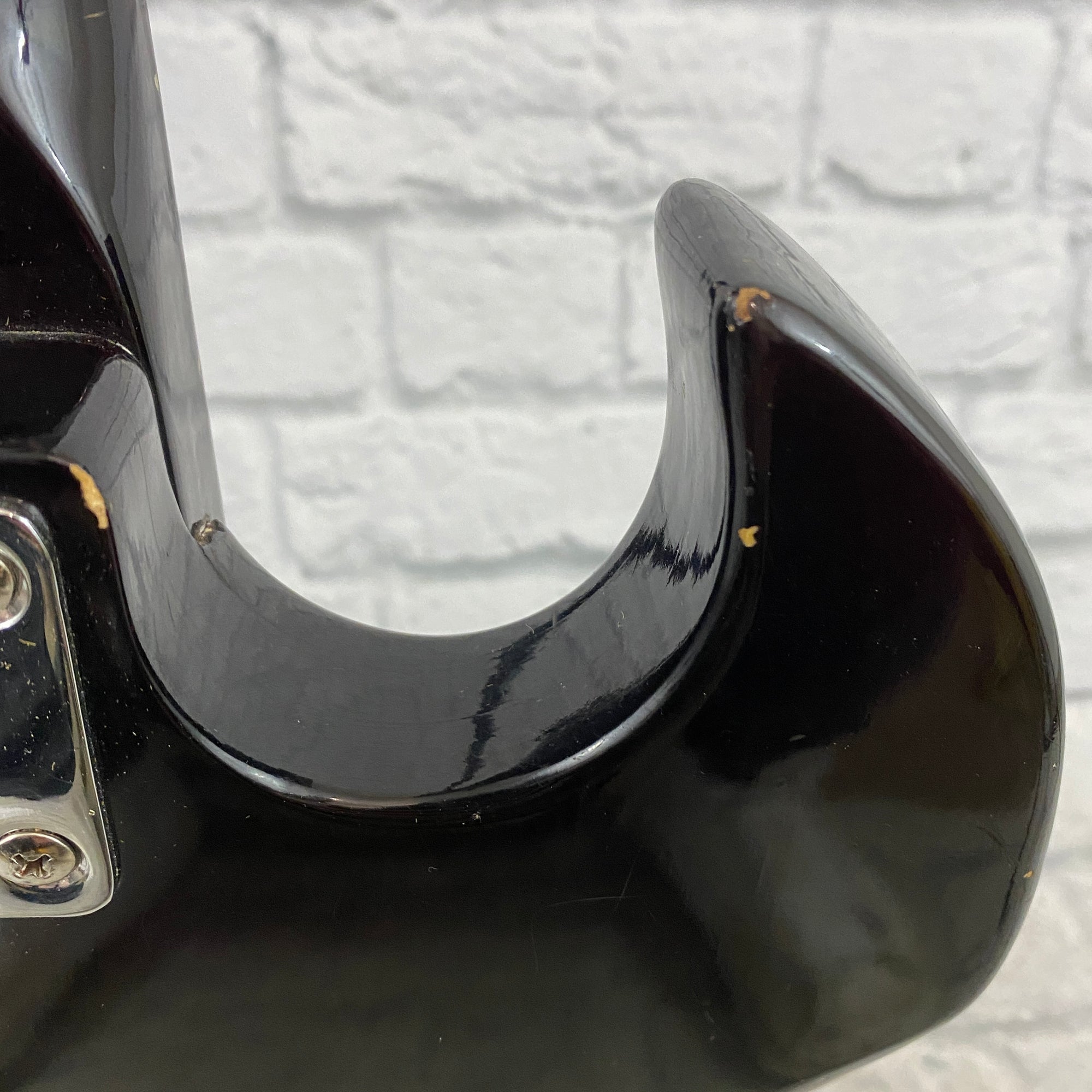 Unknown MIJ SG-Style Short Scale 4 String Bass