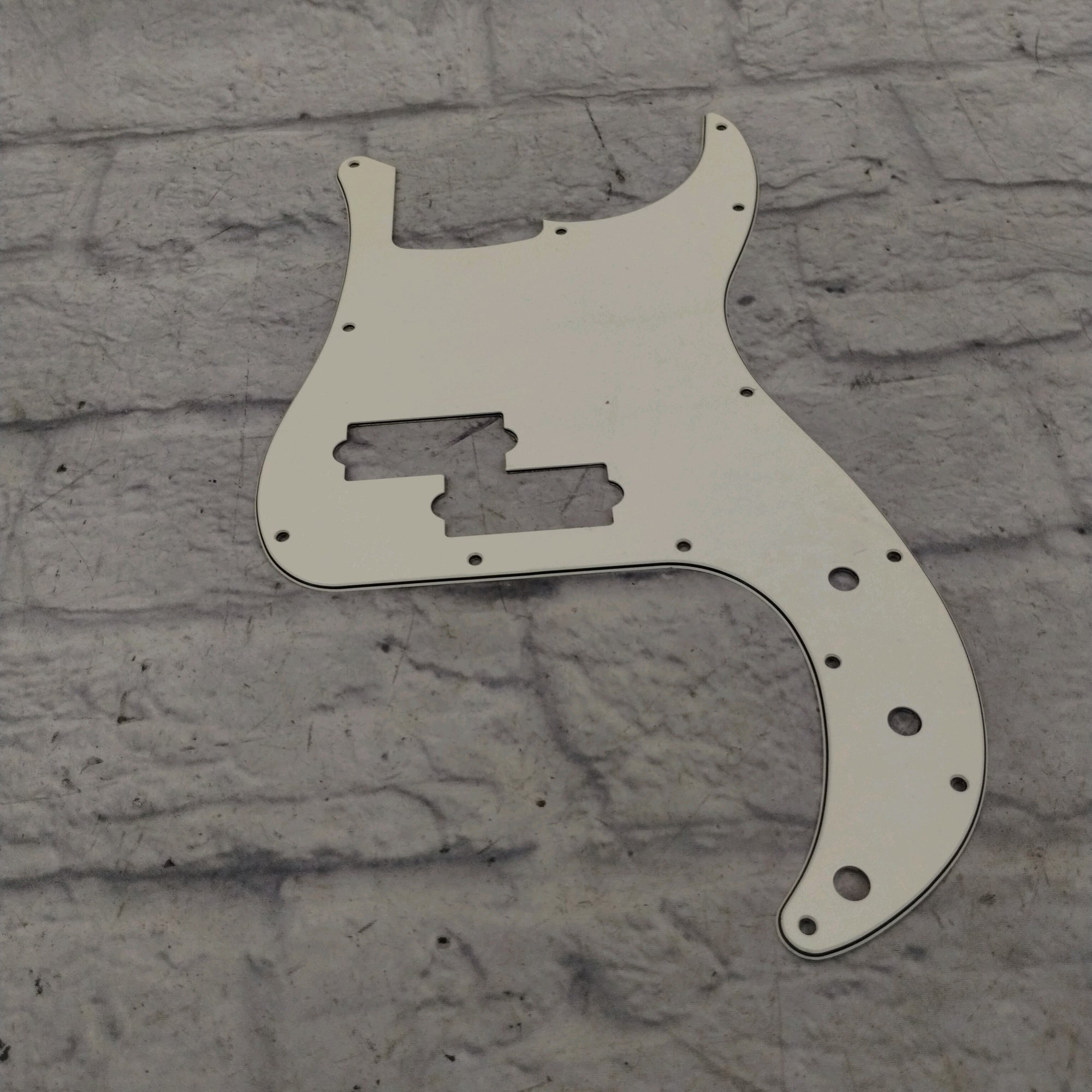 Unknown P-Bass Pickgaurd Pickguard