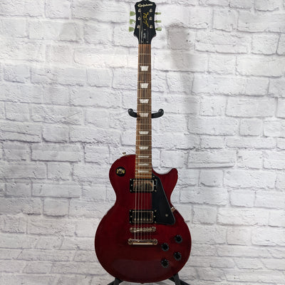 19 Epiphone Les Paul Studio