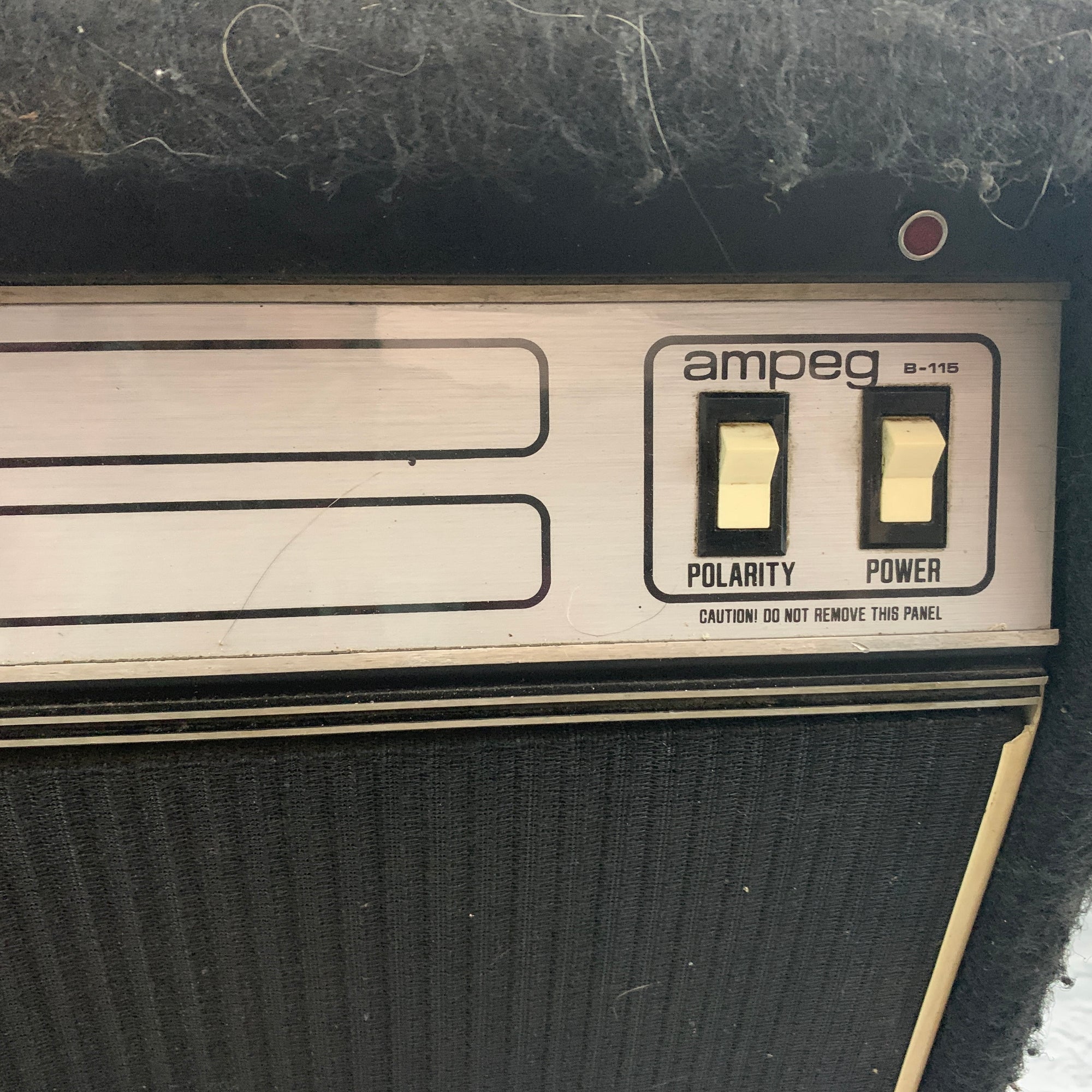 Vintage Ampeg B115 Bass Guitar Combo