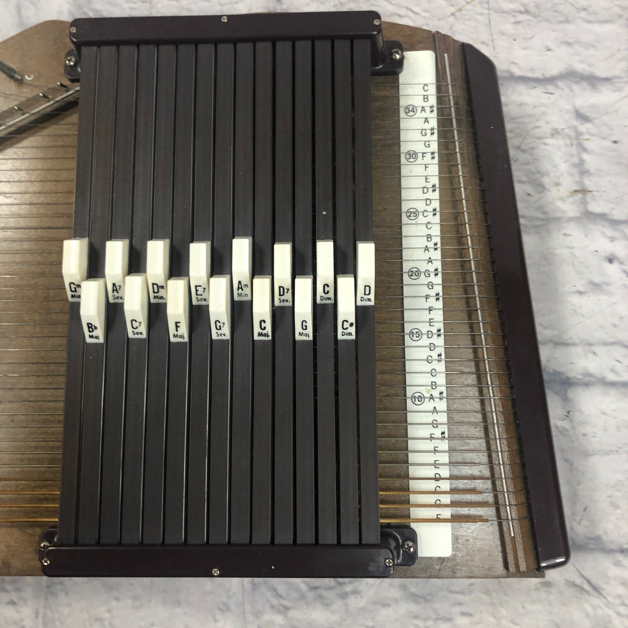 Vintage Airline by Oscar Schmidt Auto Harp with Case