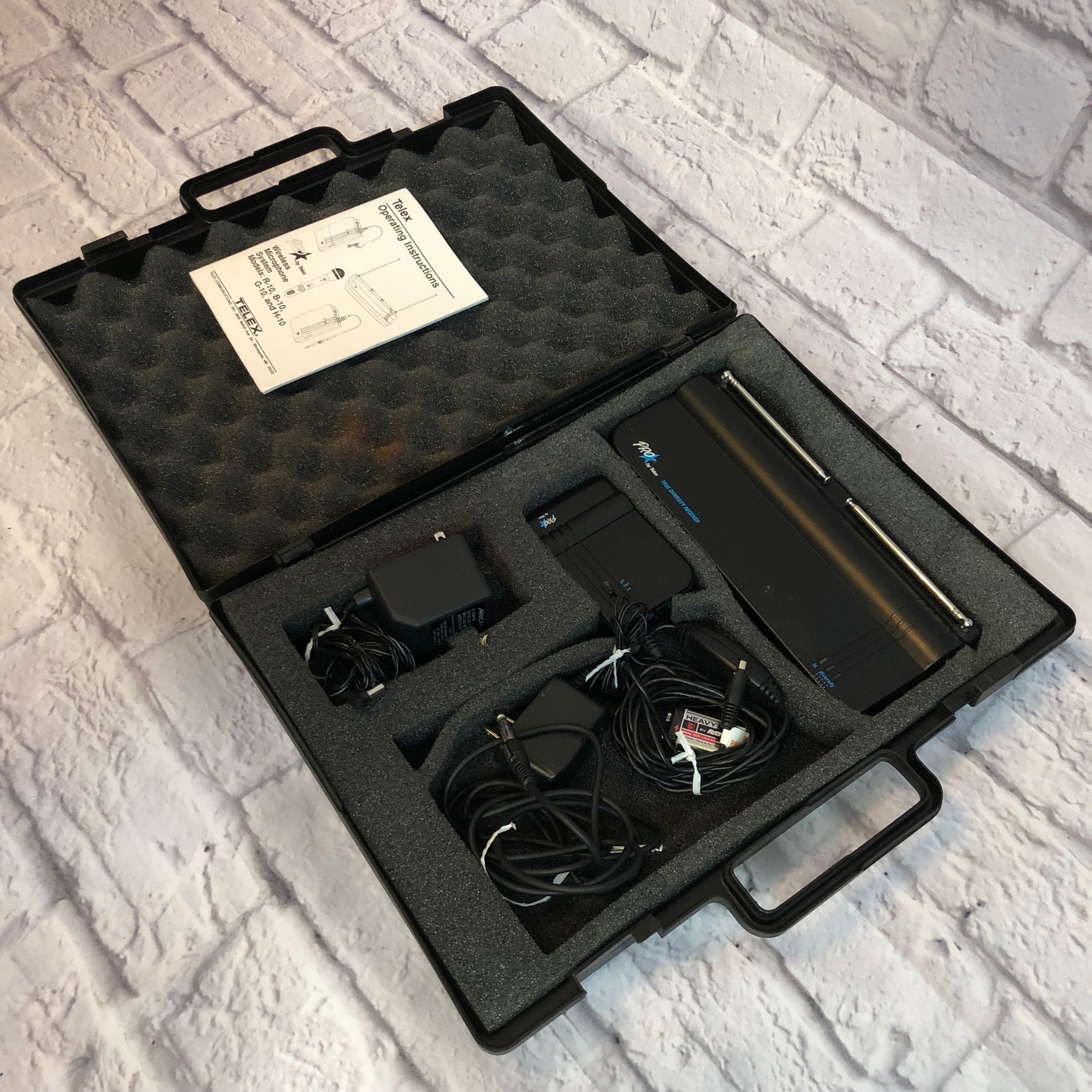 Telex Wireless Lavalier Microphone System