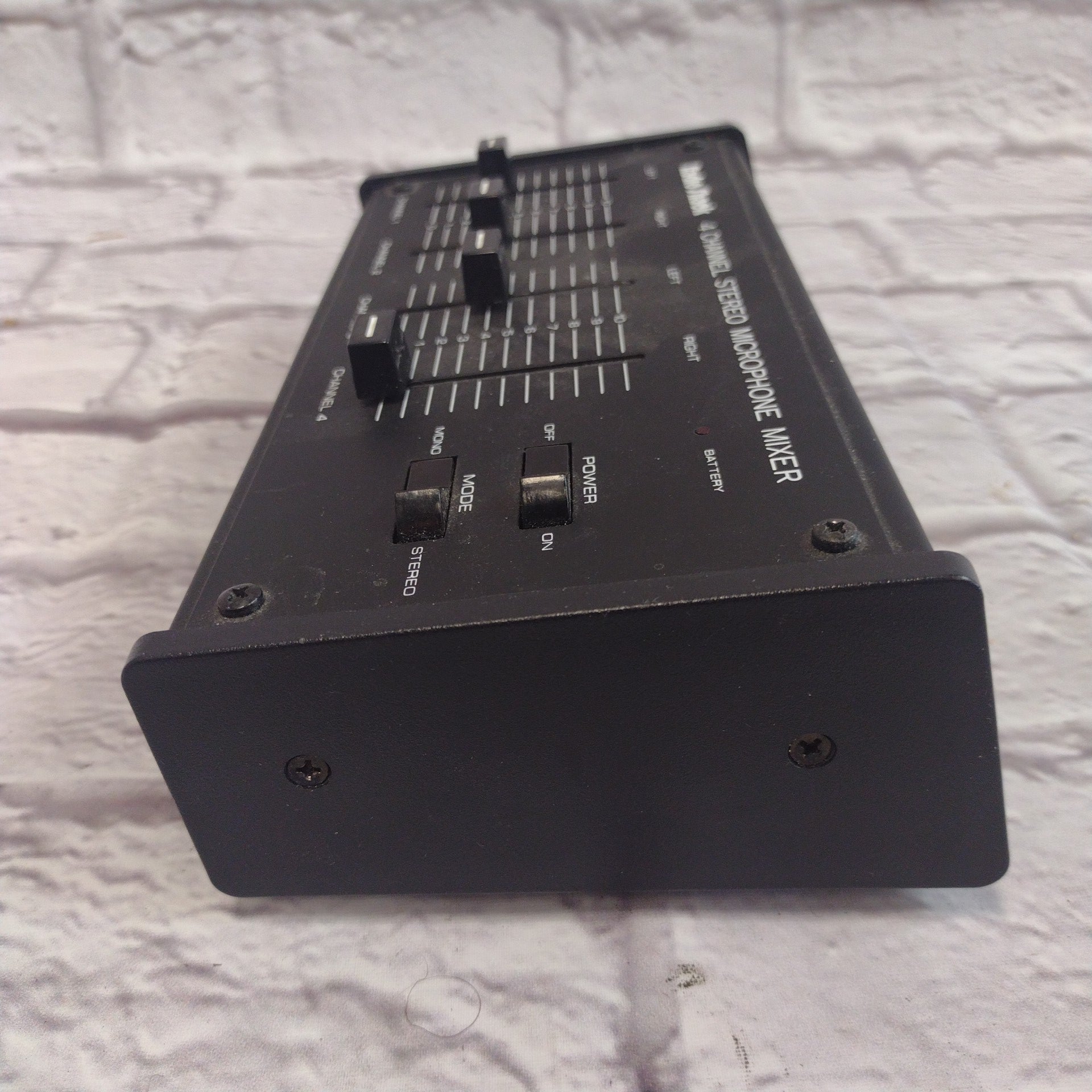 Radio Shack 4 Channel Battery Powered Mixer