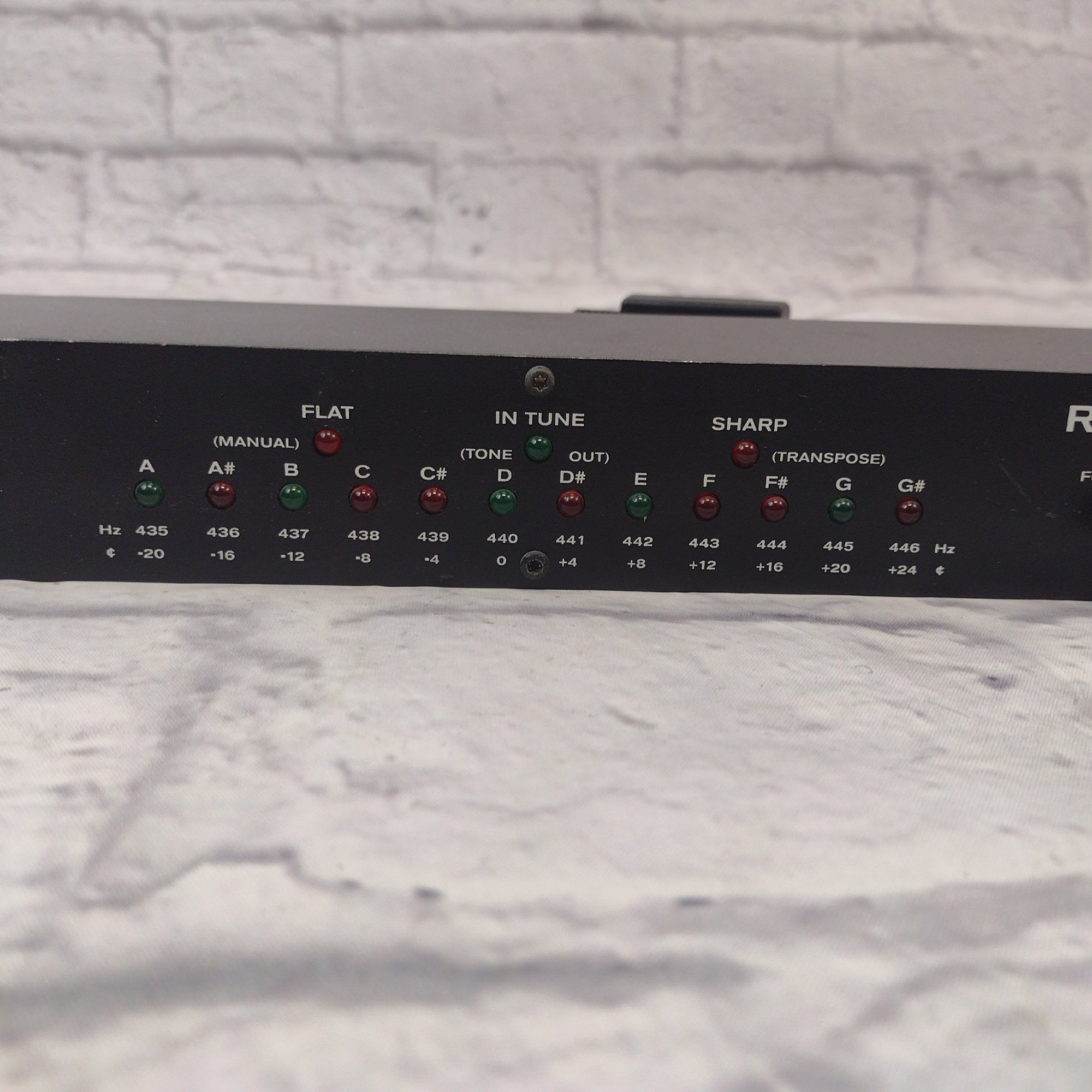 Sabine RT-1601 Rack Tuner