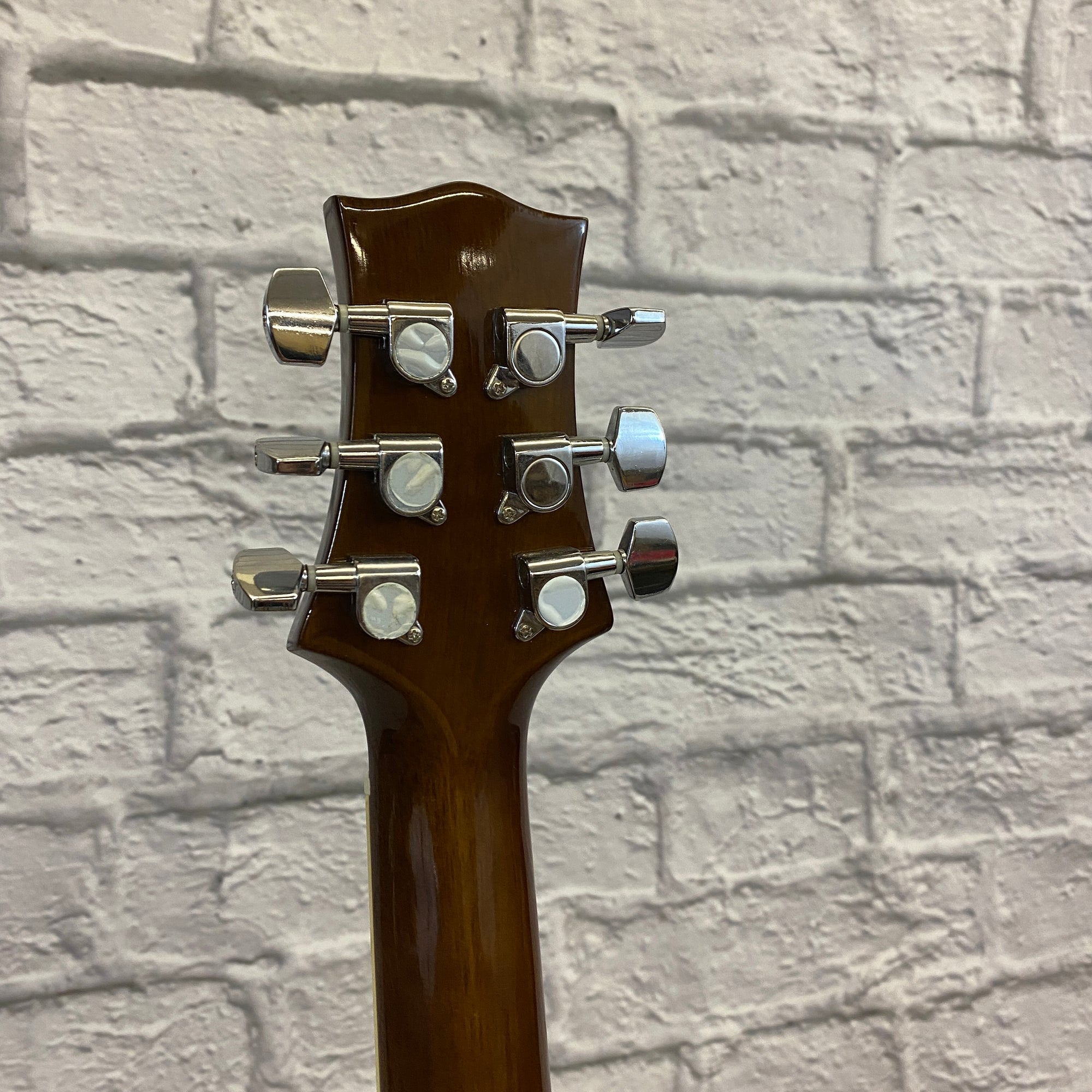 Silvertone Pro Series Acoustic Guitar Signed by KC of KC and the Sunshine Band