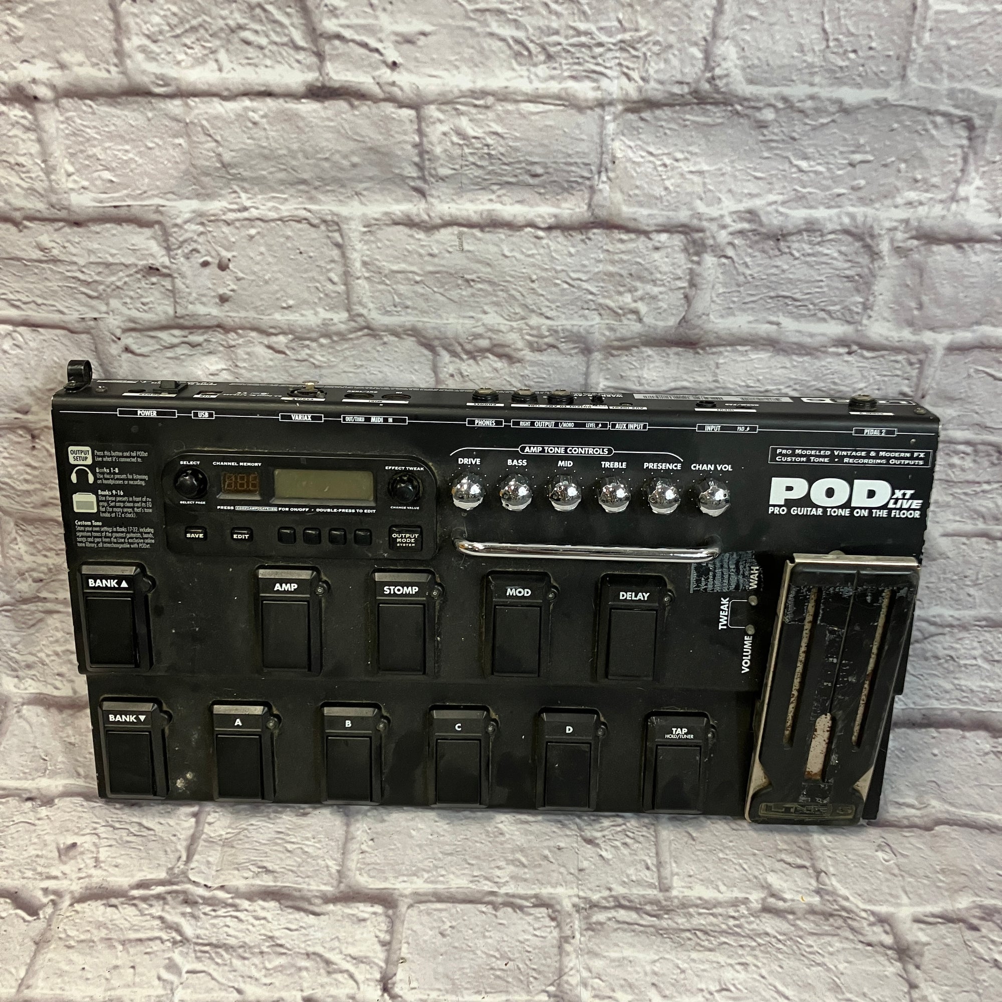 Line 6 POD XT Live Effects Pedal