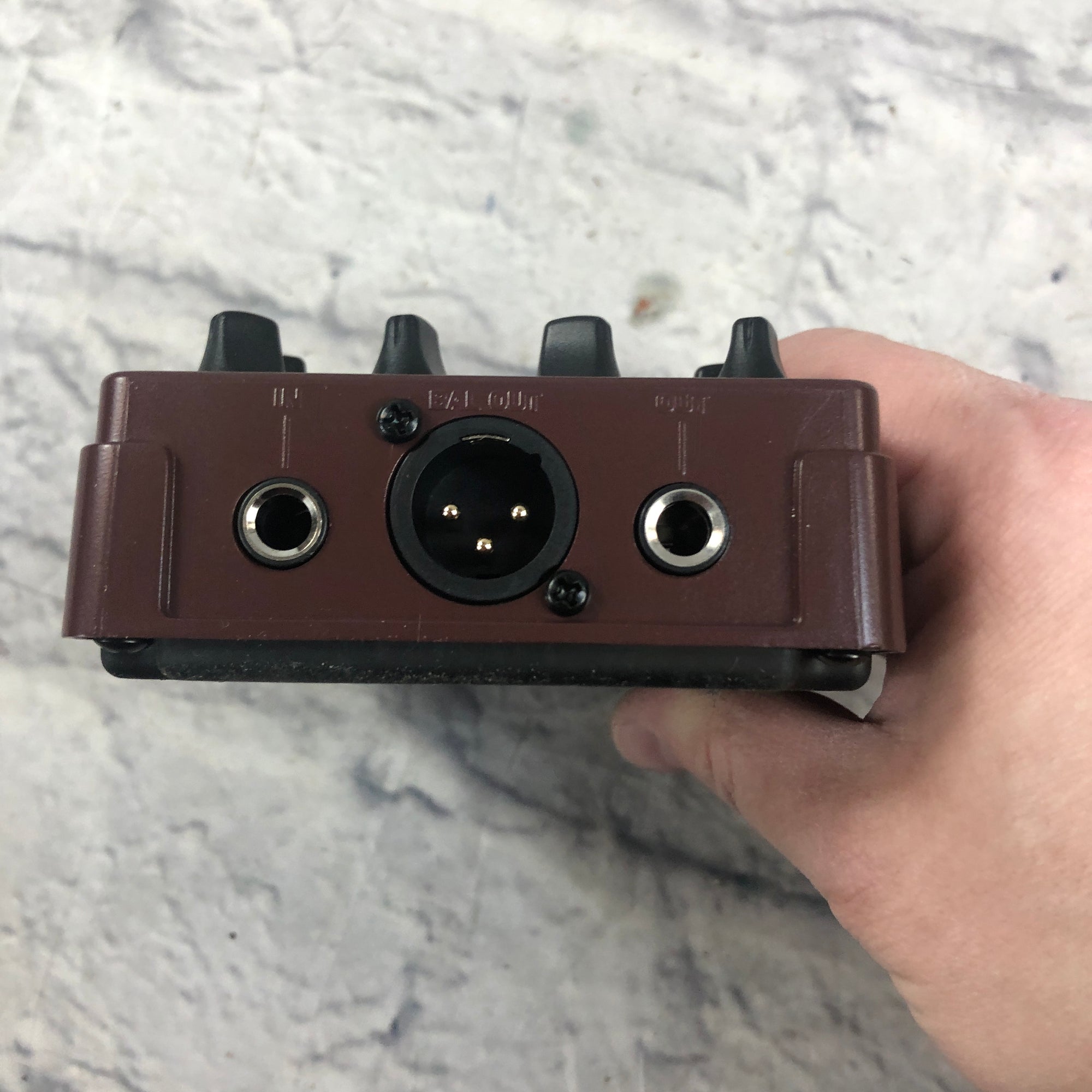 Behringer ADI21 DI Box