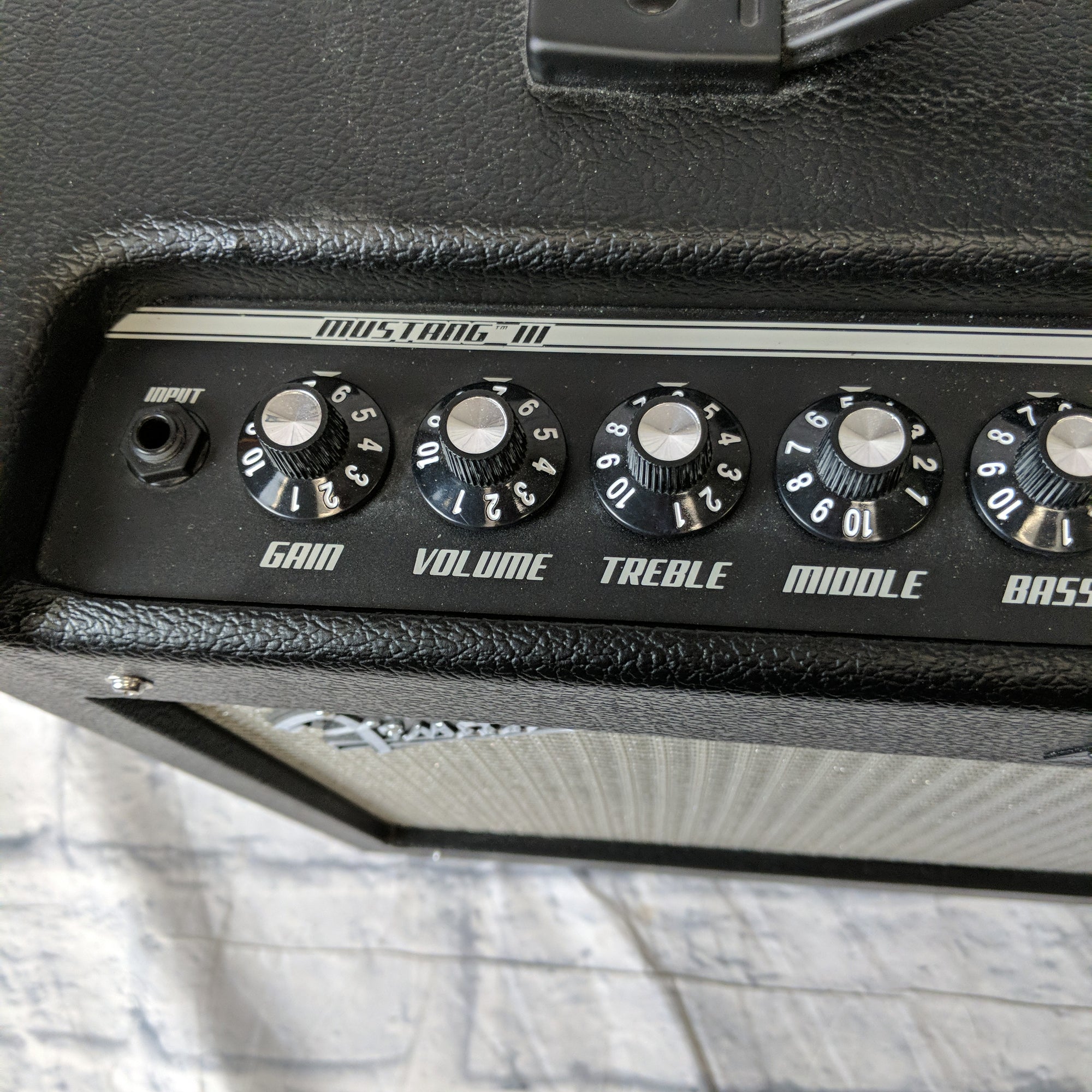 Fender Mustang III v.2 Guitar Modeling Amp