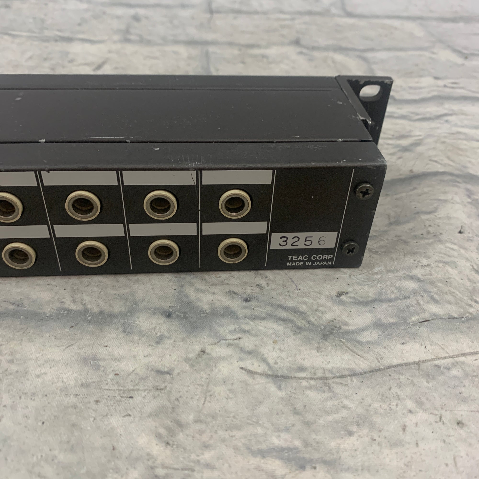 パッチベイ TASCAM PB-32P 4本　セット パッチベイ TASCAM PB-32P 4本 セット TASCAM パッチベイ PB-32P