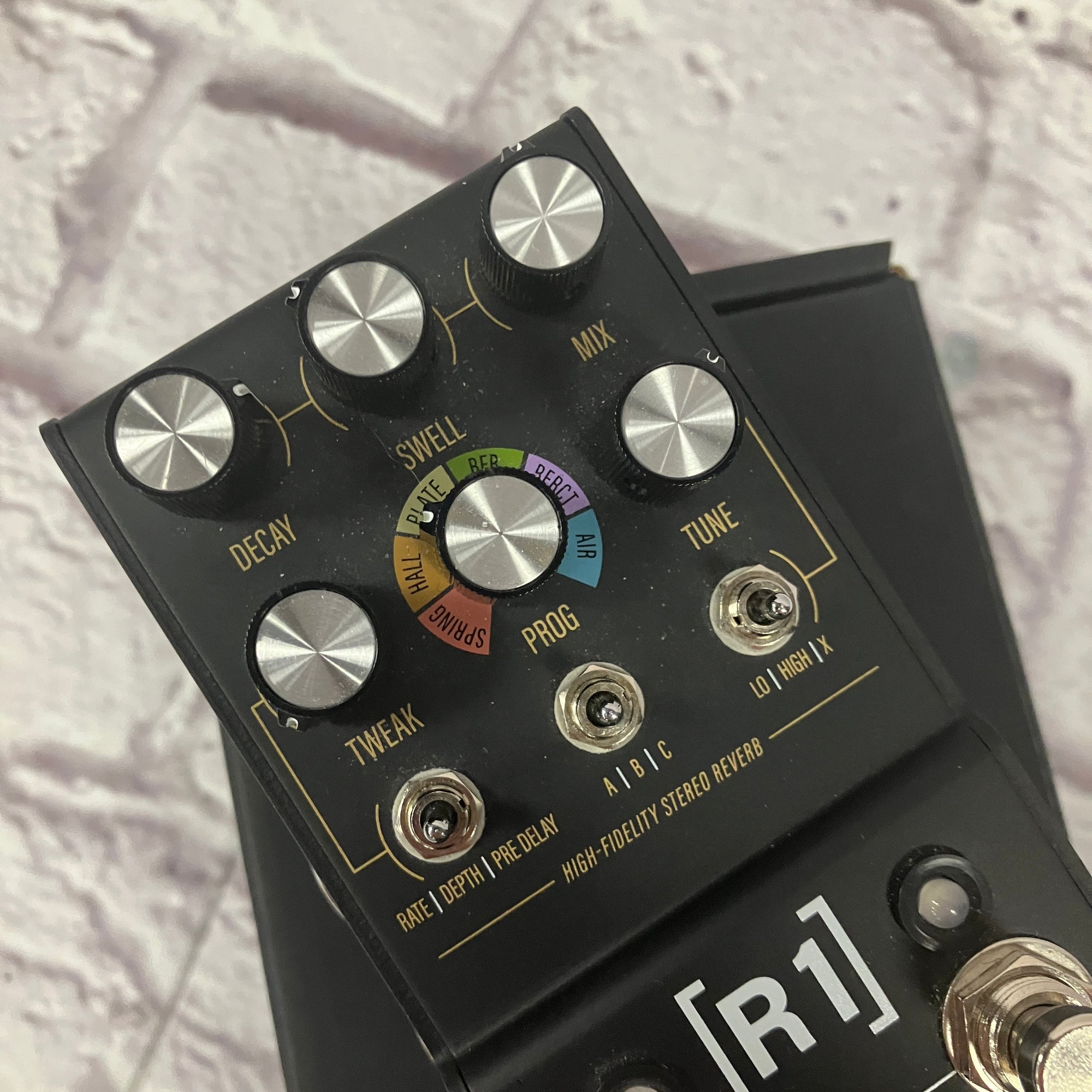 Walrus Audio R1 High Fidelity Reverb Pedal