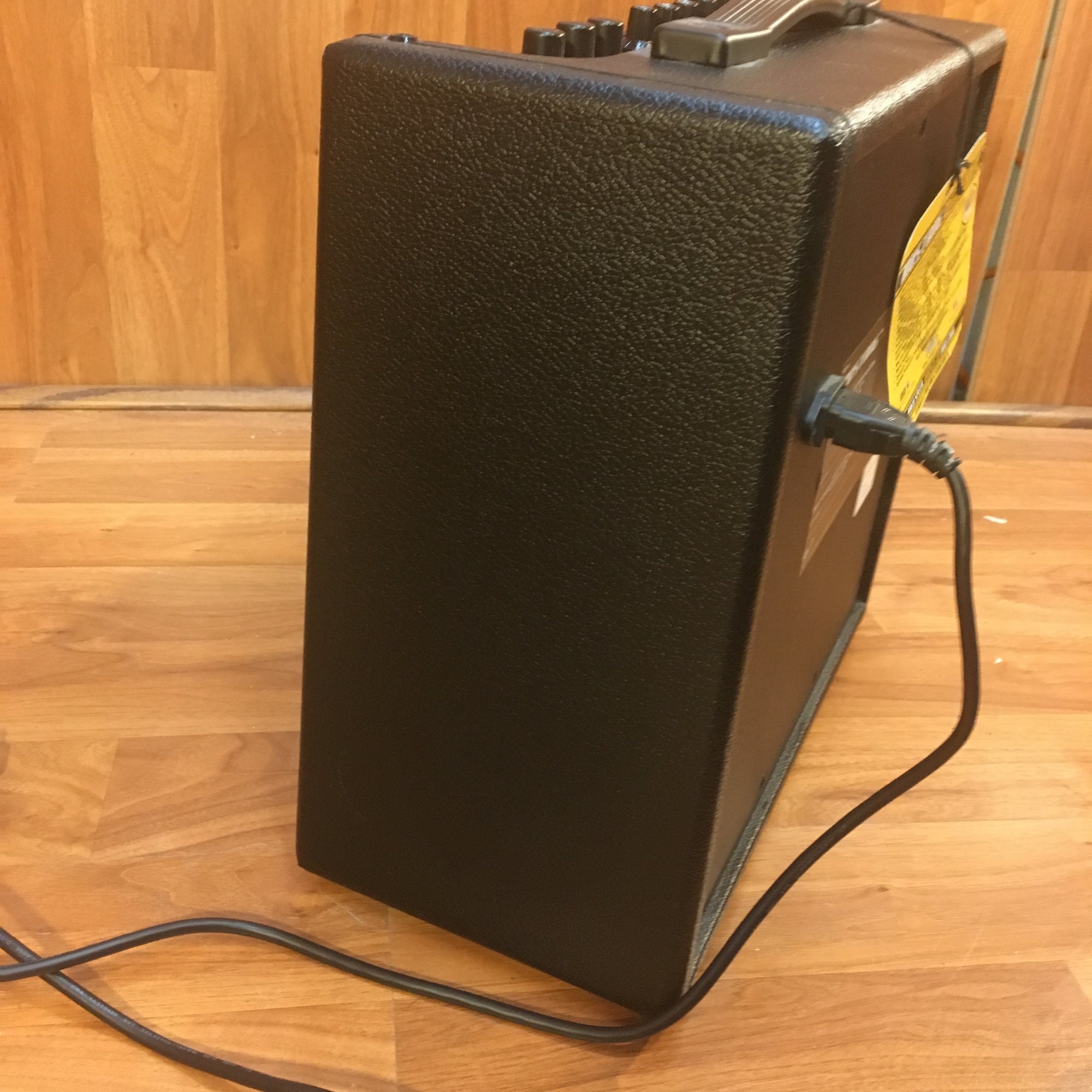 Fender Mustang I V.2 Practice Combo Amp