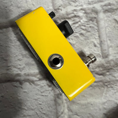 Donner Yellow Fall Mini Delay Pedal