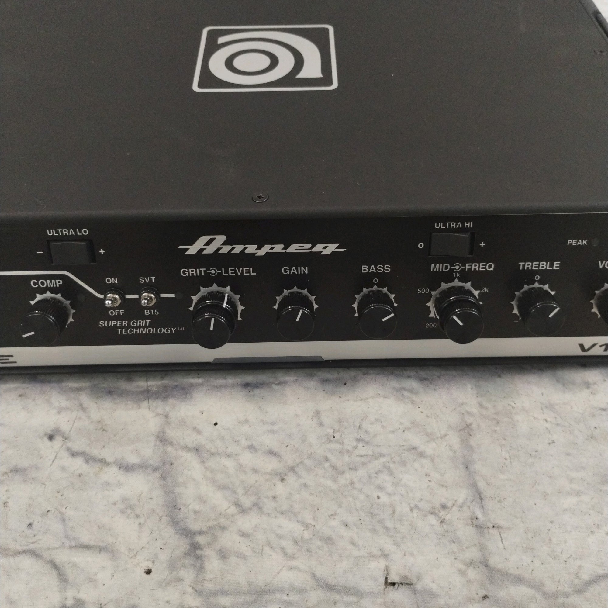 Ampeg Venture v12 Bass Head