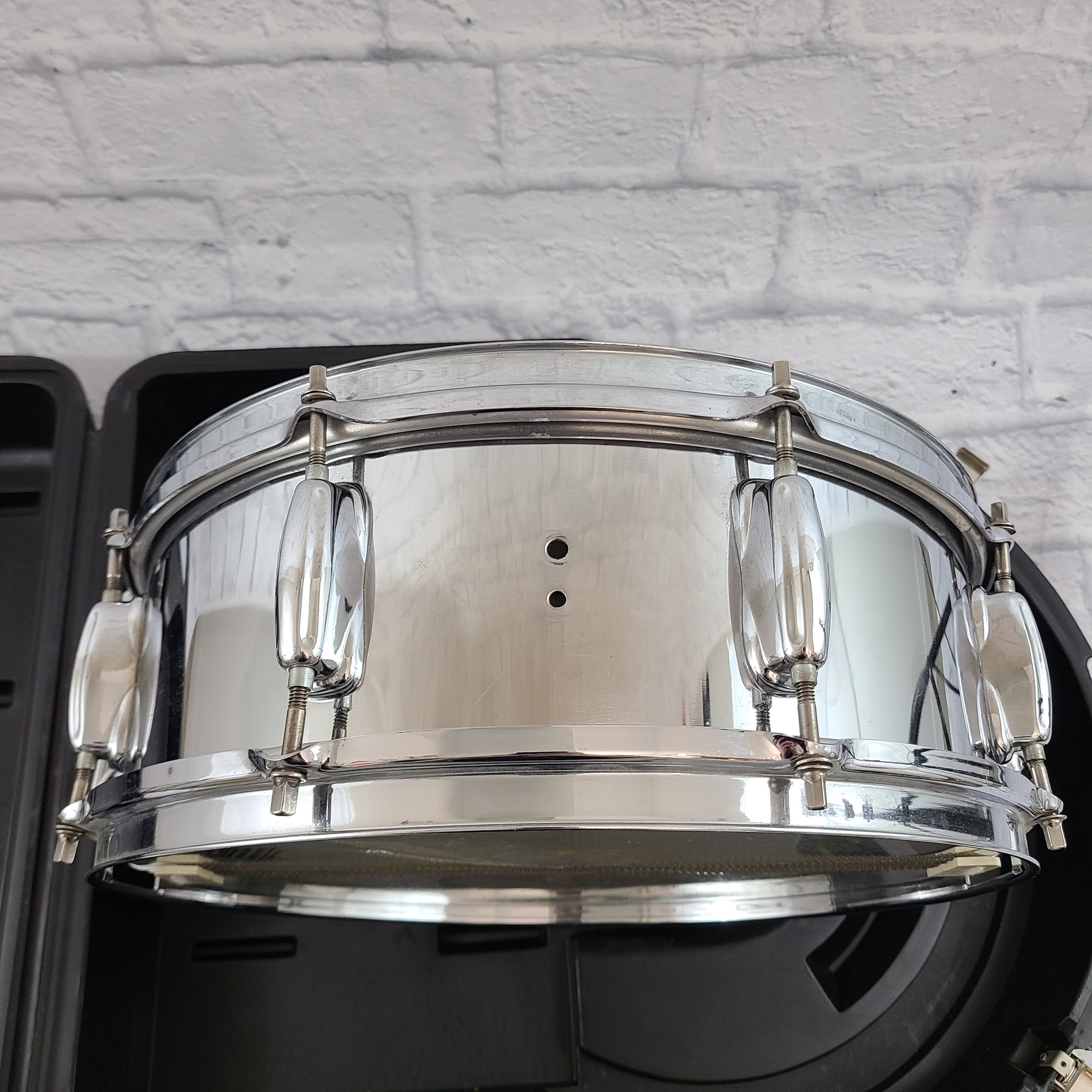 Slingerland Festival Series Model 141 Chrome over Steel w/ Case