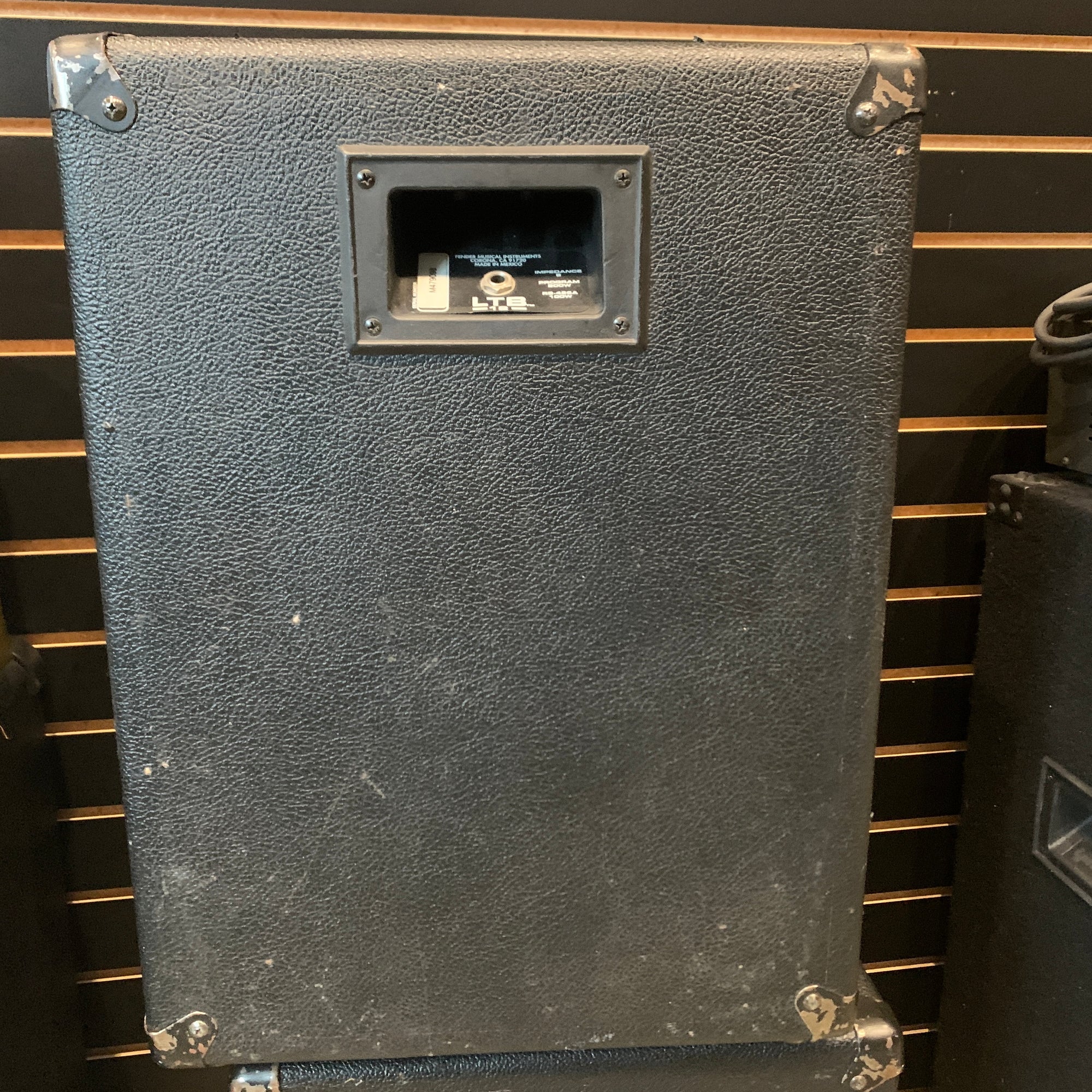 Fender LTB-12 Pair 12" 200W 8ohm