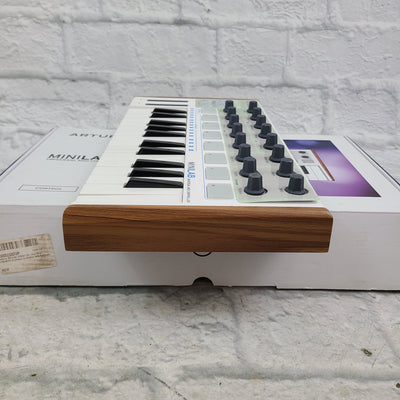 Arturia Minilab Universal Midi Controller Controller