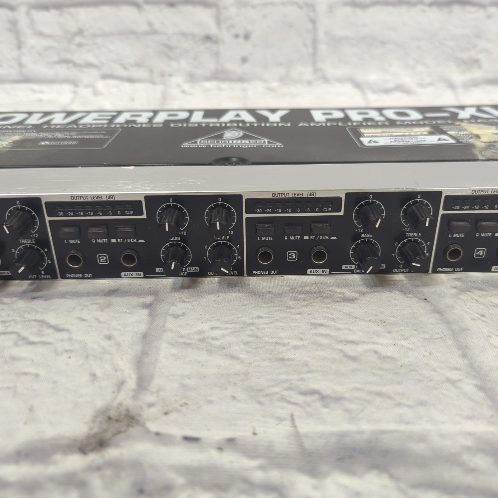 Behringer ha online 4700