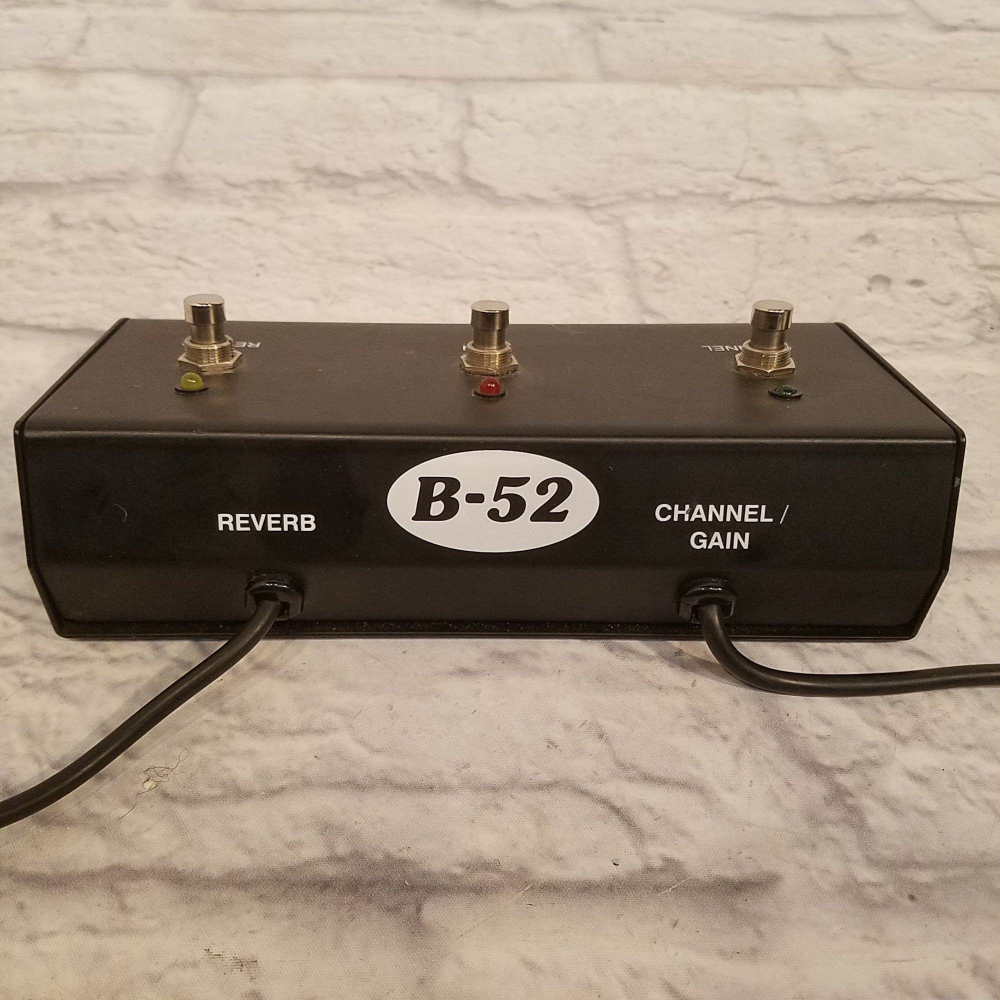 B52 3 Button Dual Cord Footswitch