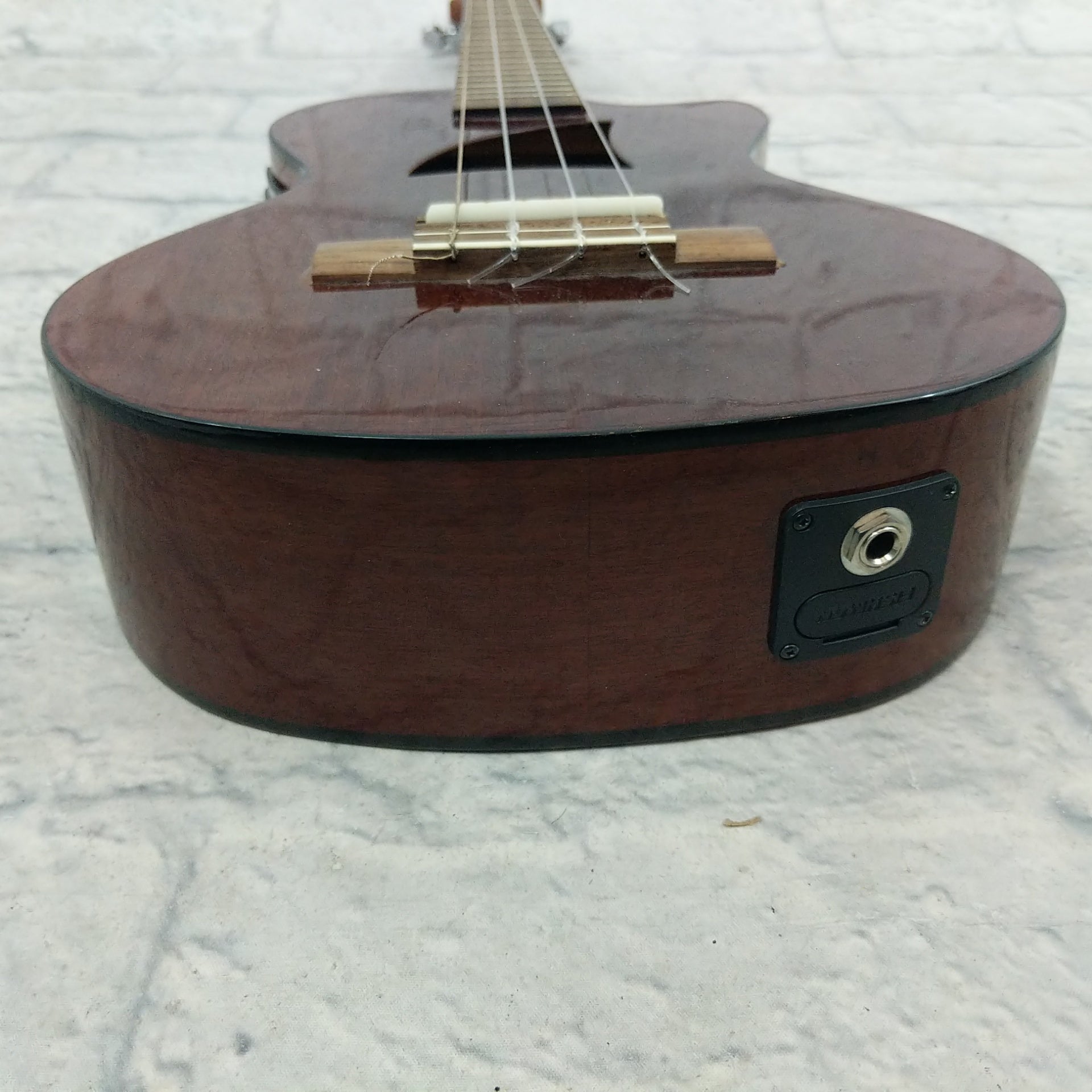 Eddy Finn EF-10 Acoustic Electric Uke Ukulele