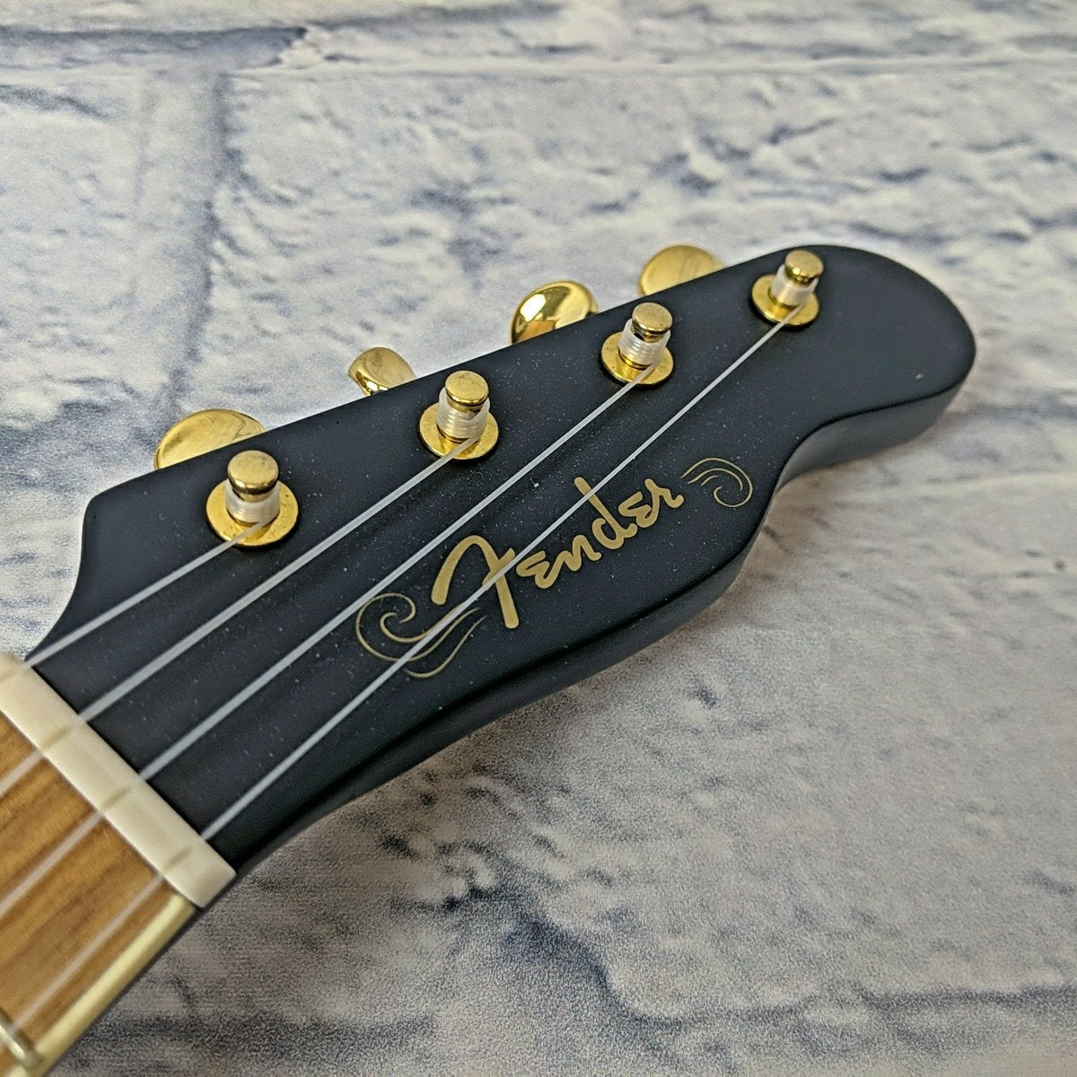 Fender Grace Vanderwaal Moon Light Soprano Ukulele