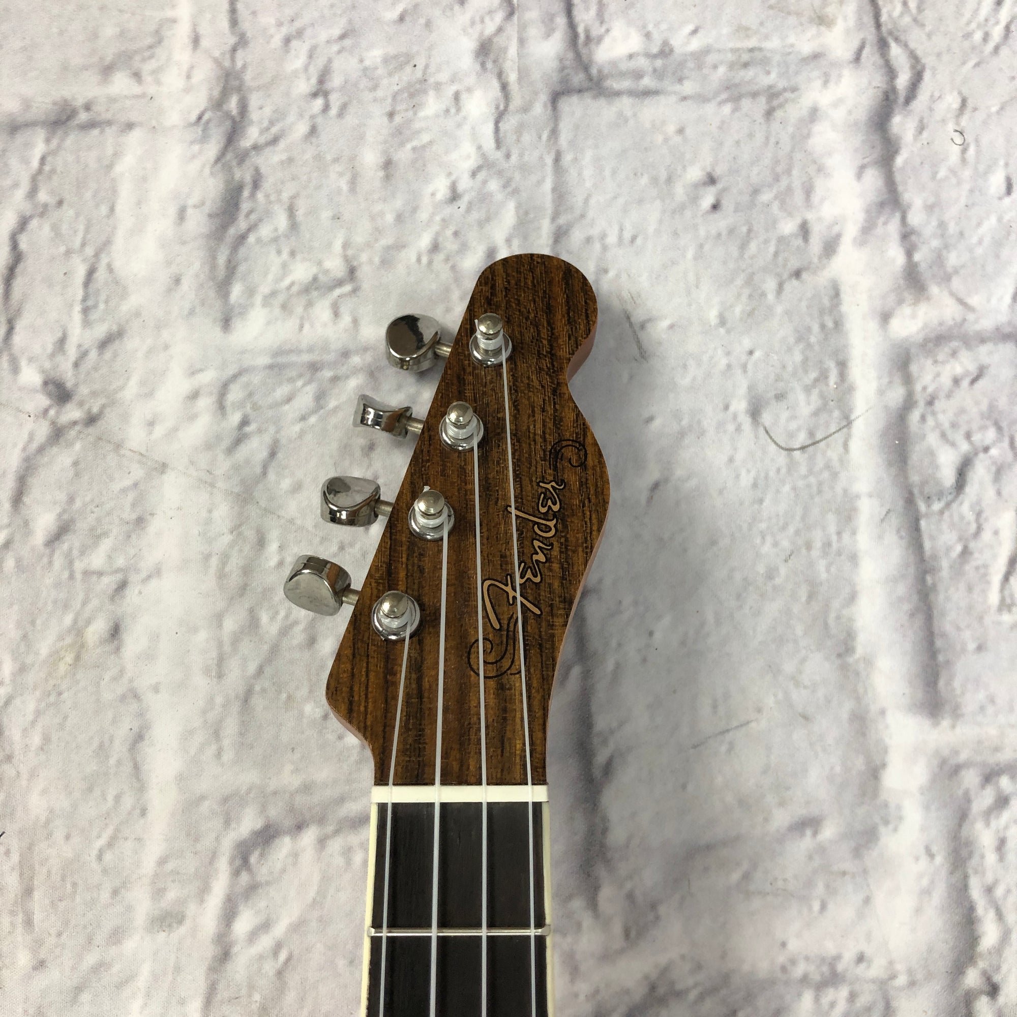 Fender California Coast Rincon Tenor Ukulele