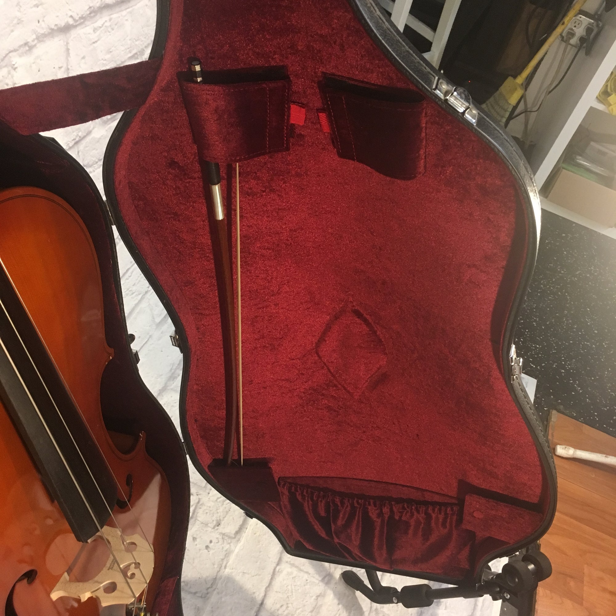 ** Lidl L310 4/4 Cello w Hard Case