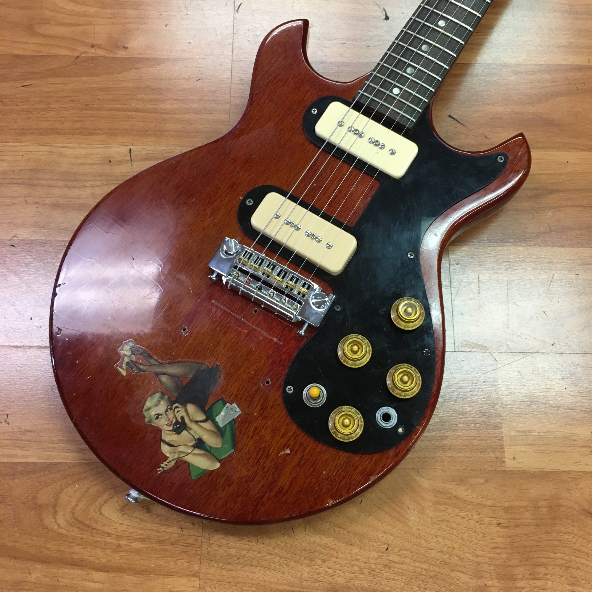 Gibson 60's Melody Maker w/P 90's
