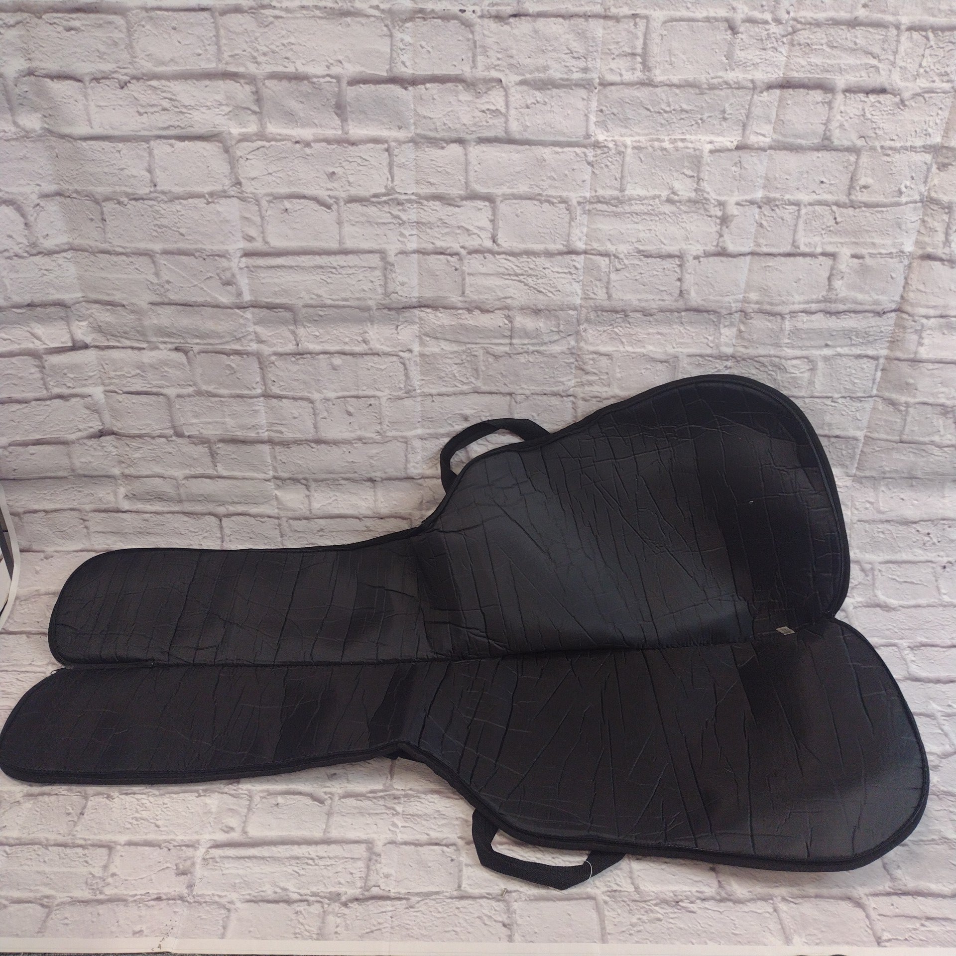 Kaces discount bass case