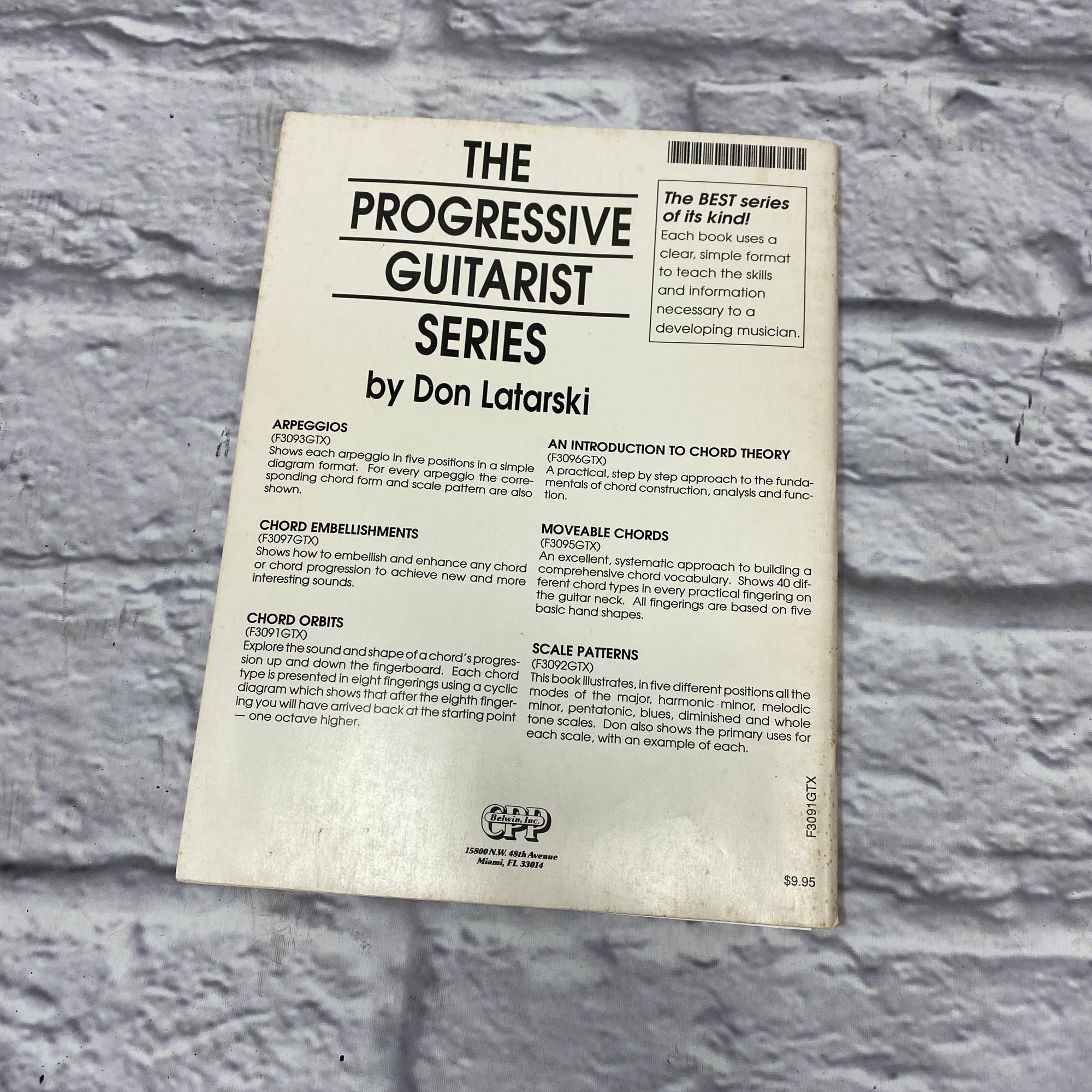 CPP/Belwin Inc. The Progressive Guitarist: Chord Orbits Book